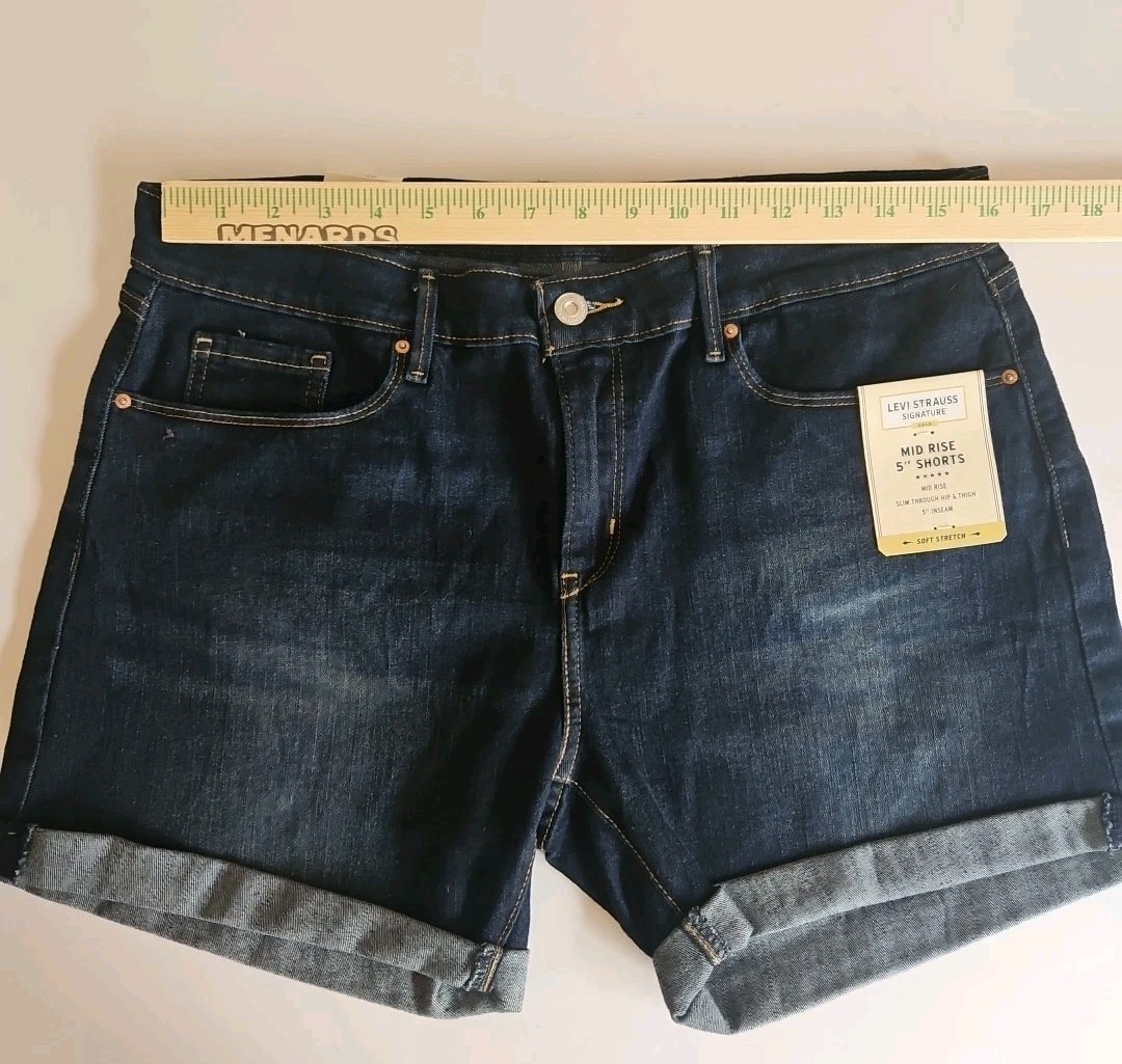Levi’s Strauss Gold Label Mid-Rise 5″ Denim Shorts Soft Stretch Women 12/W31 New