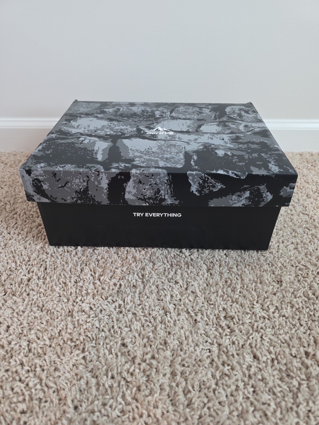 Norti V8 Empty Retail Box