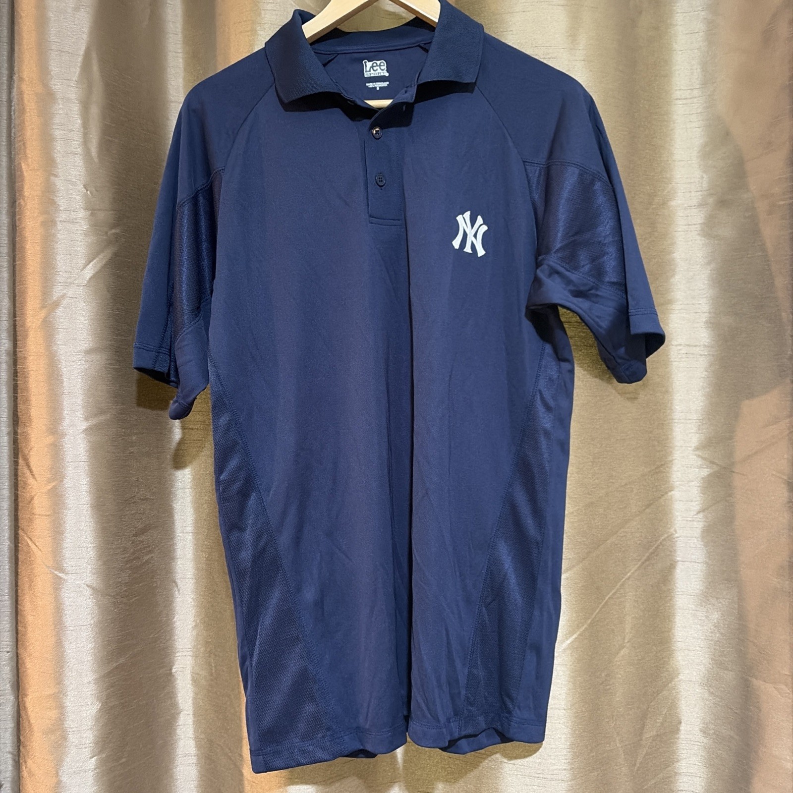 Vintage New York Yankees T-Shirt Men’s S Navy Blue Lee Sport Silky Jersey Tee