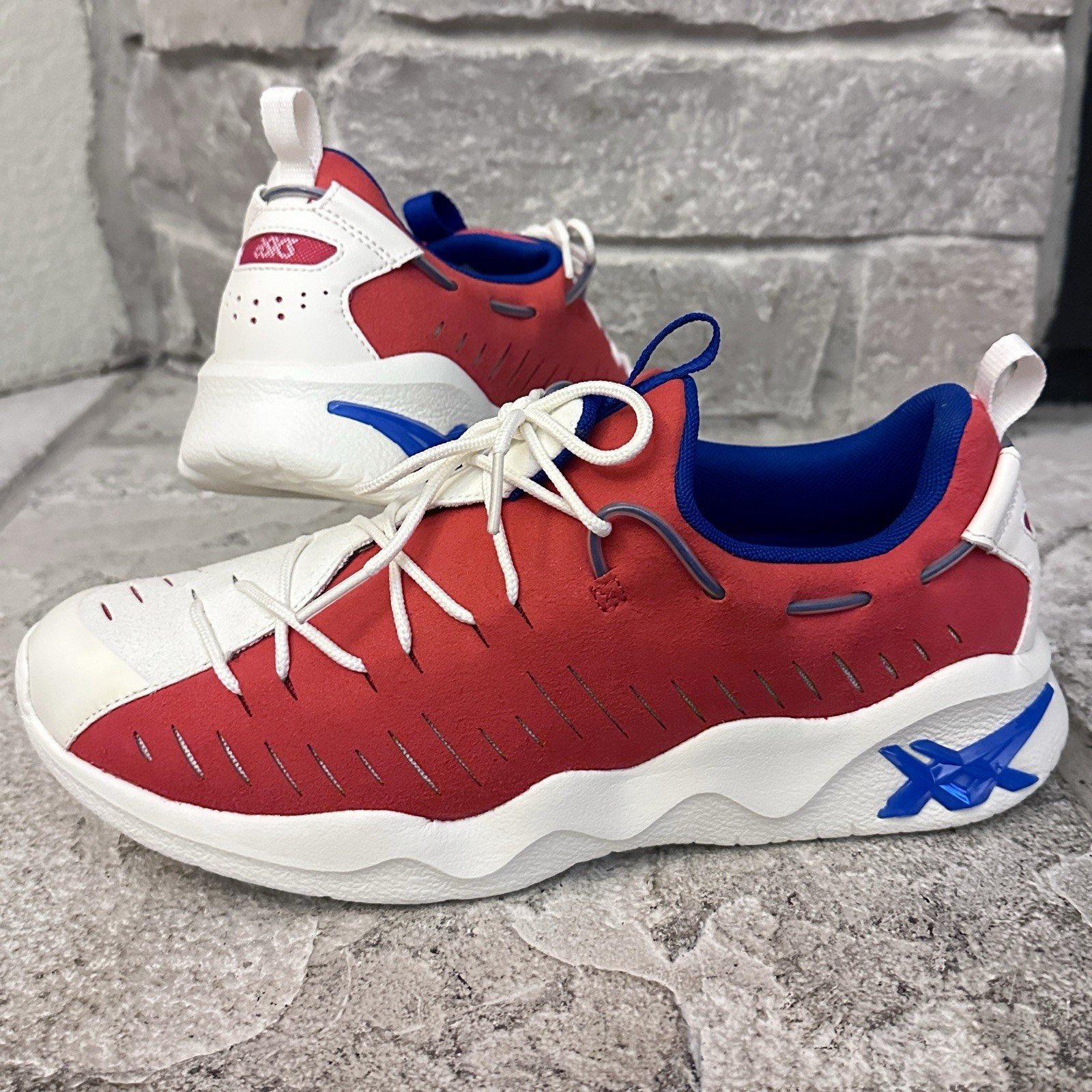 New Asics Gel-Mai RB Cream/Red Colorway Running Shoes Sneakers 9 Mens H802N Rare