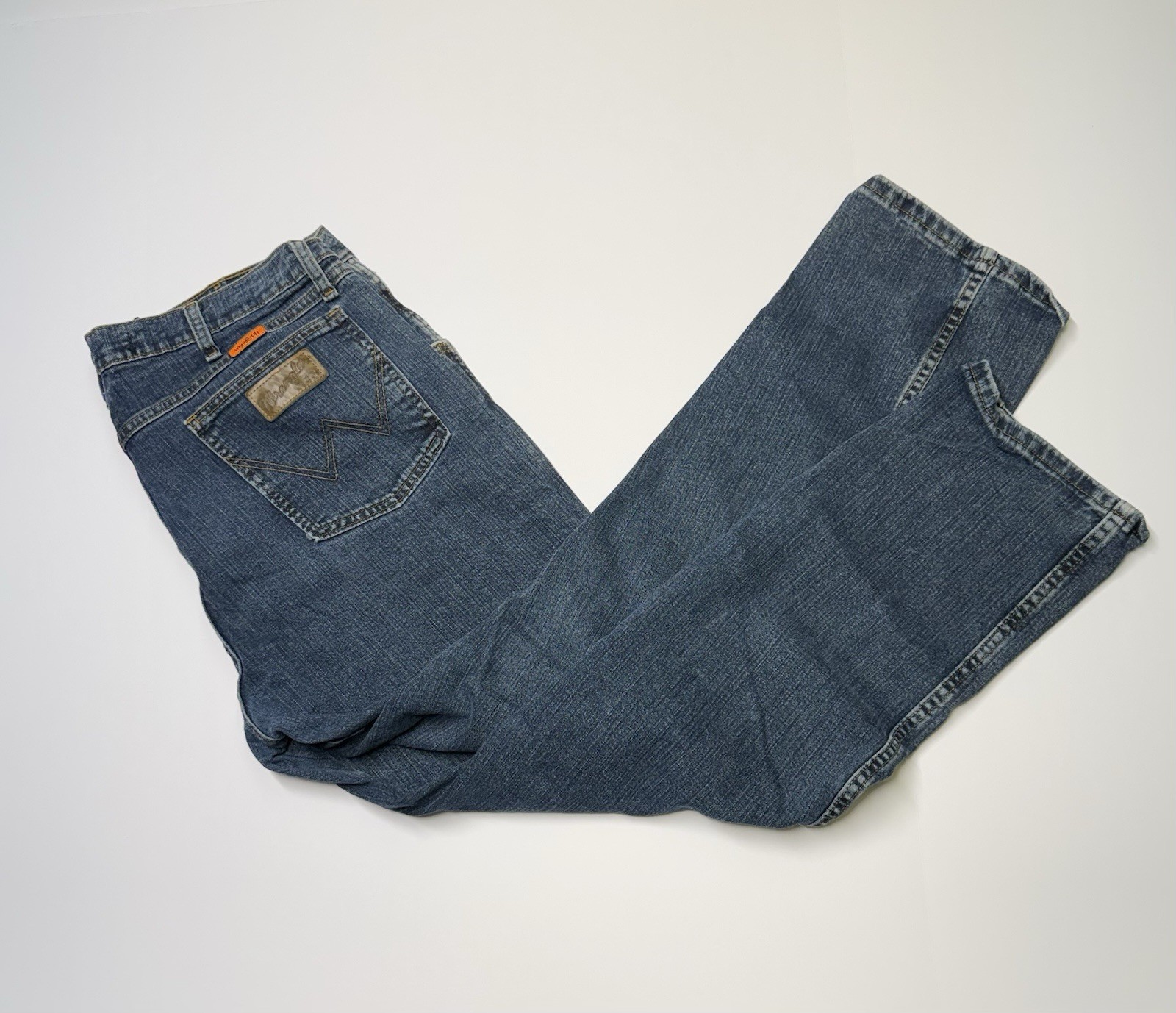 Wrangler Advanced Comfort FR Jeans Men’s Size 38×30 FRAC47D Denim Blue HRC2 2112