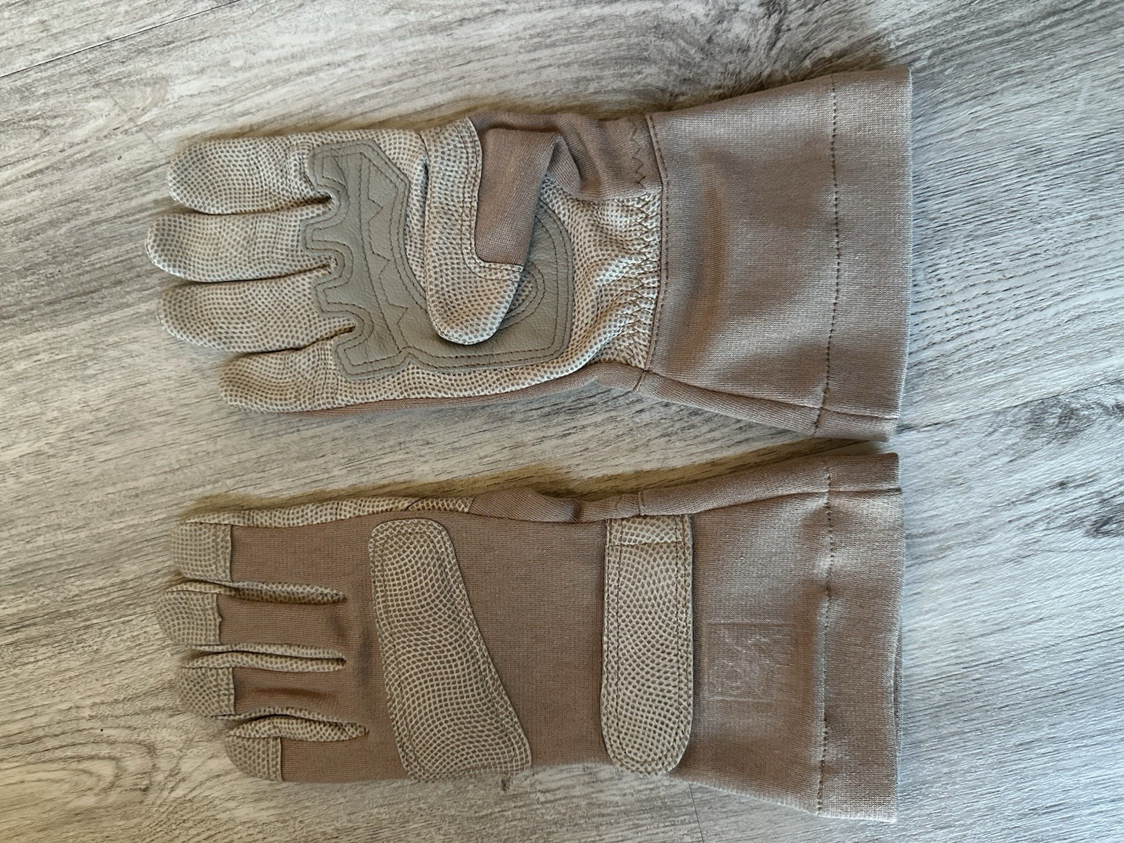 New Wiley-X RAPTOR FROG Tan MilSpec Combat Gloves Small 8415-01-536-2065