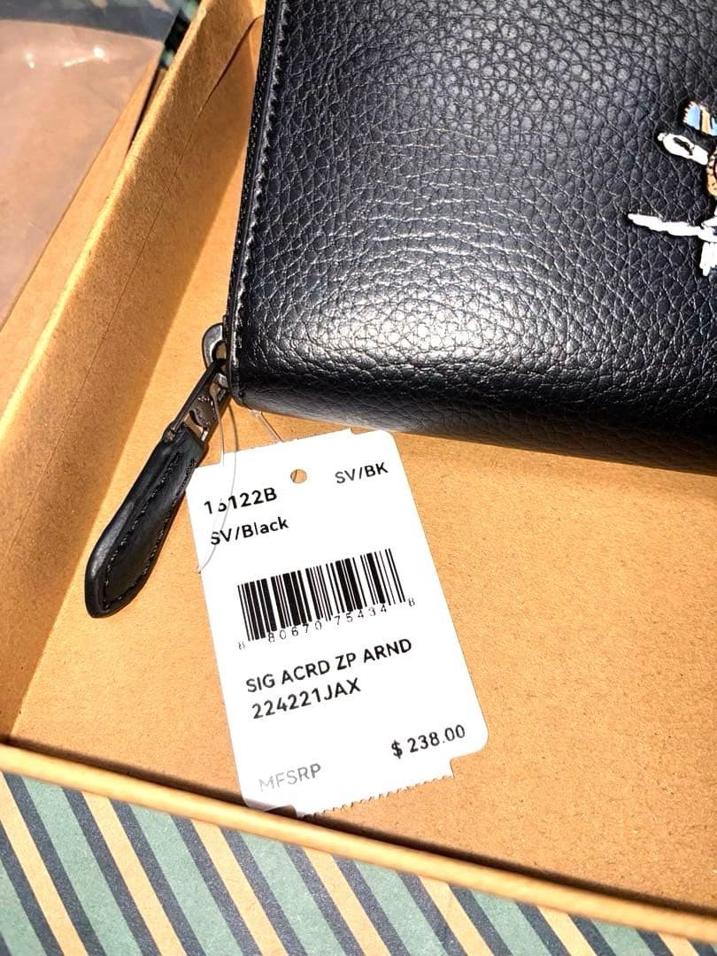 New and Unused COACH Disney Collaboration Snoopy Long Wallet Black