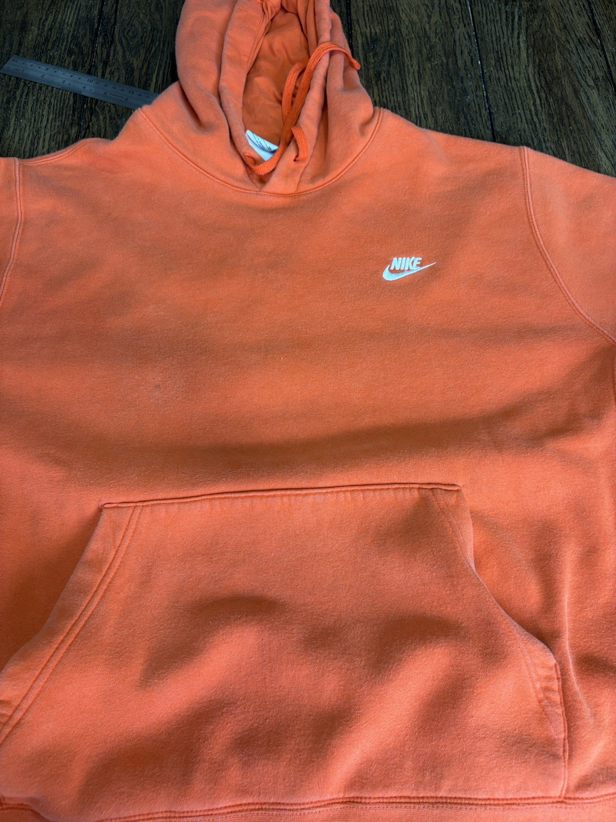 Nike Men’s Orange Embroidered Logo Fleece Pullover Hoodie Kangaroo Pocket sizeXL
