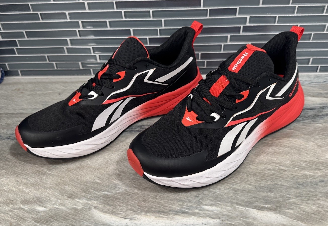 Reebok Men’s Verse Classic Sneakers Black White Red AR30283M-BWR US Size 11 NEW