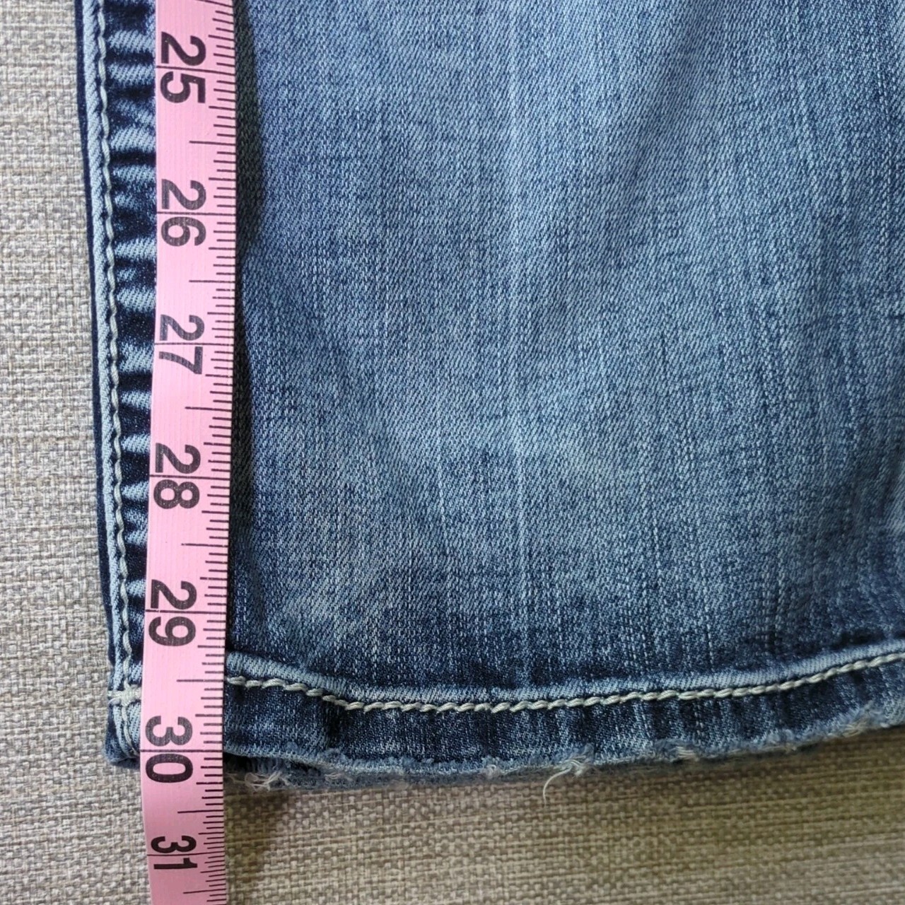 Miss Me Signature Slim Boot Low-Rise Women’s Jeans 29×30 Embellished Rhinestone