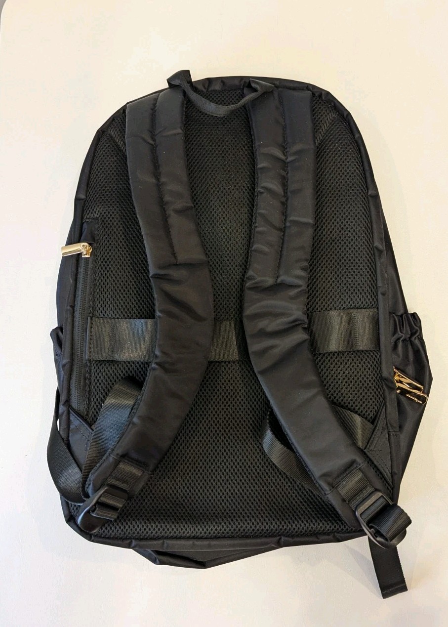 LIGHT FLIGHT 15.6″ Laptop Backpack, USB Charging Hole, Water Resistant, Black