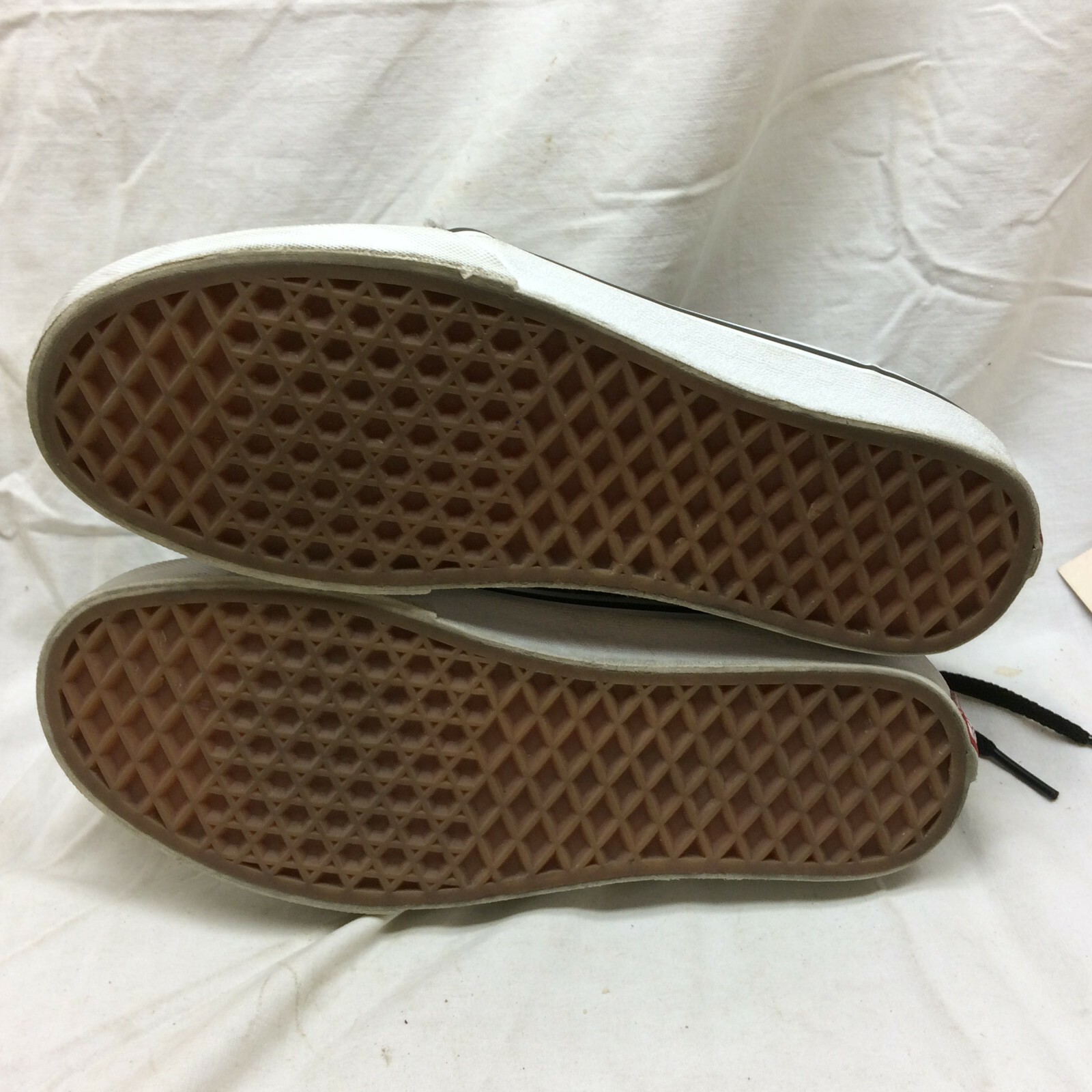 Vans Skate Shoe Sneakers Off The Wall Hi Top Unisex Men 5.5 Women 7 Gray