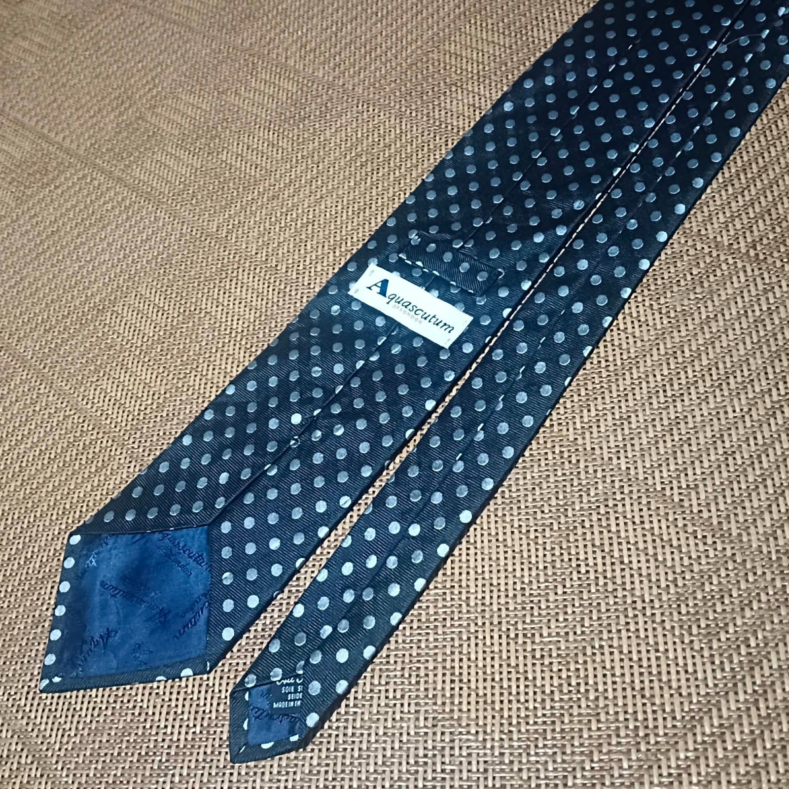 Aquascutum of London Mens Necktie Blue Polka Dot Silk Designer Tie