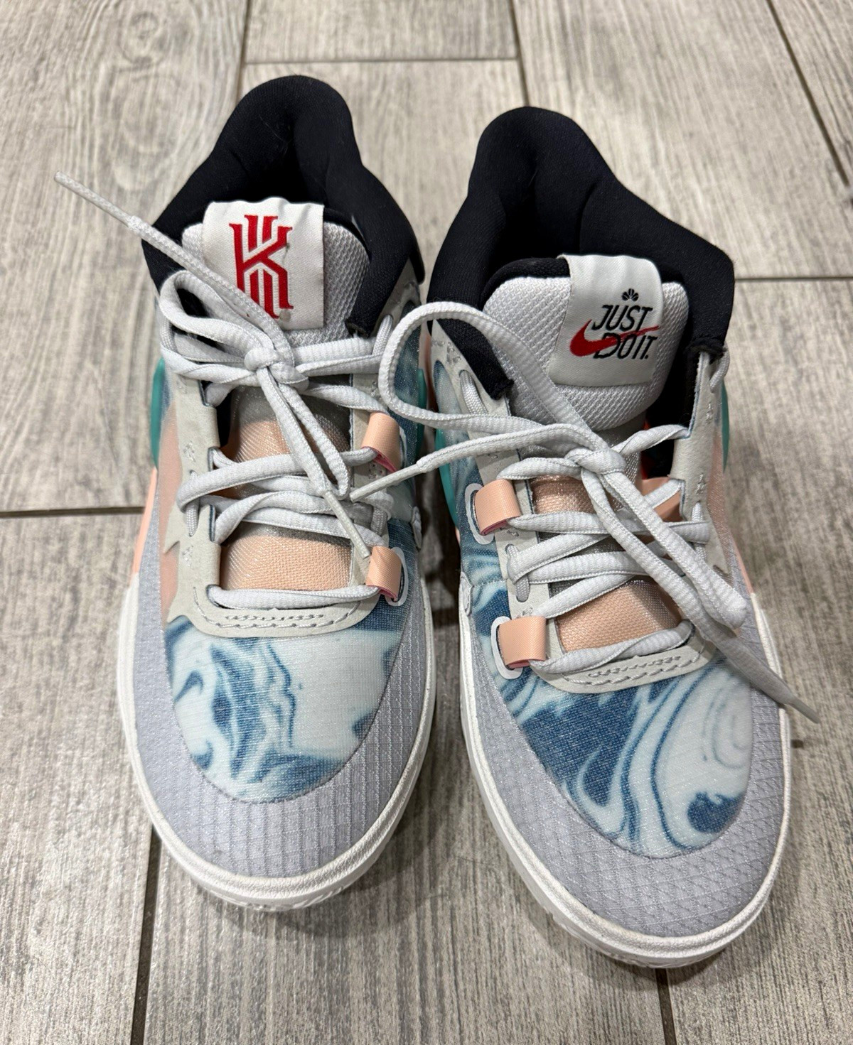 Nike Kyrie Low Top Marbled Basketball Sneakers Lace-Up Gray Blue Pink