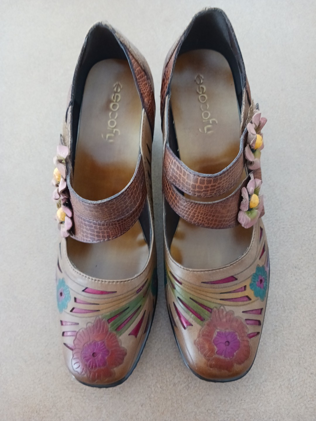 Socofy Leather Size 11 heels approx. 2.5″