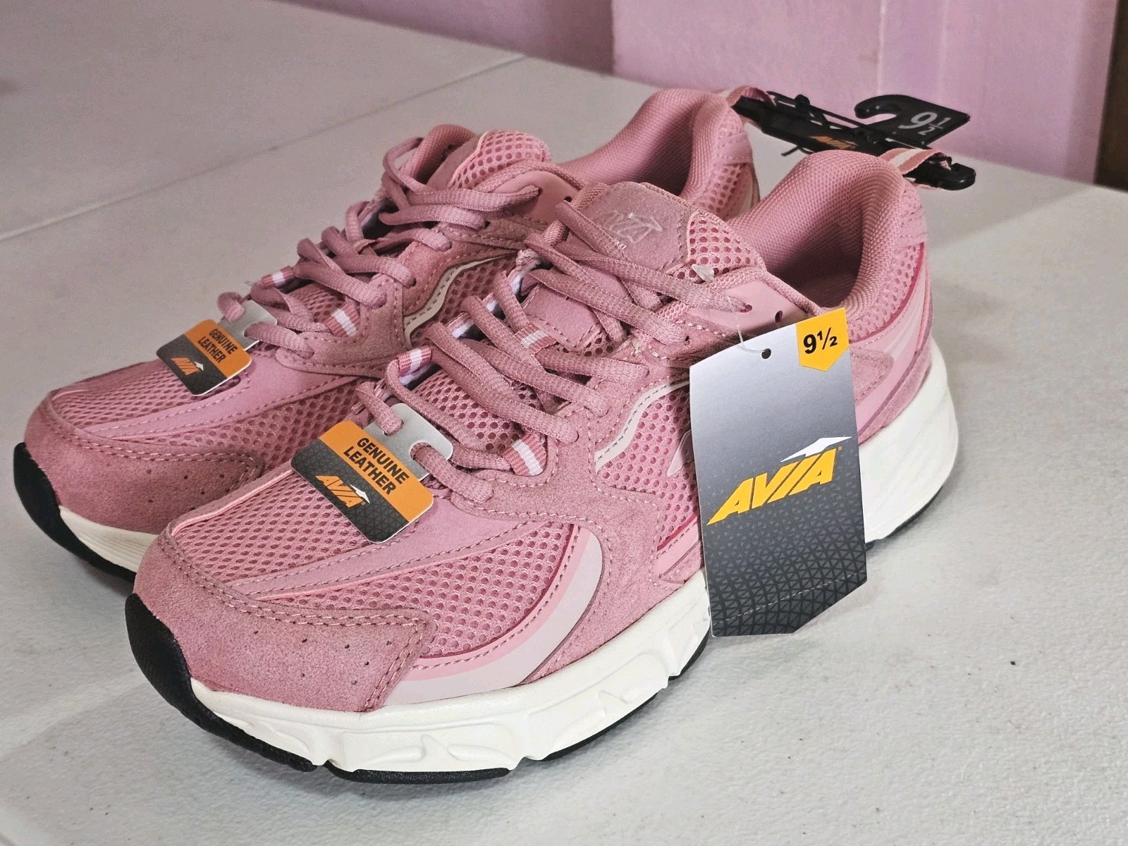 New Pink Rose Avia 5000 Performance Genuine Leather Sneakers Women’s Size 9.5