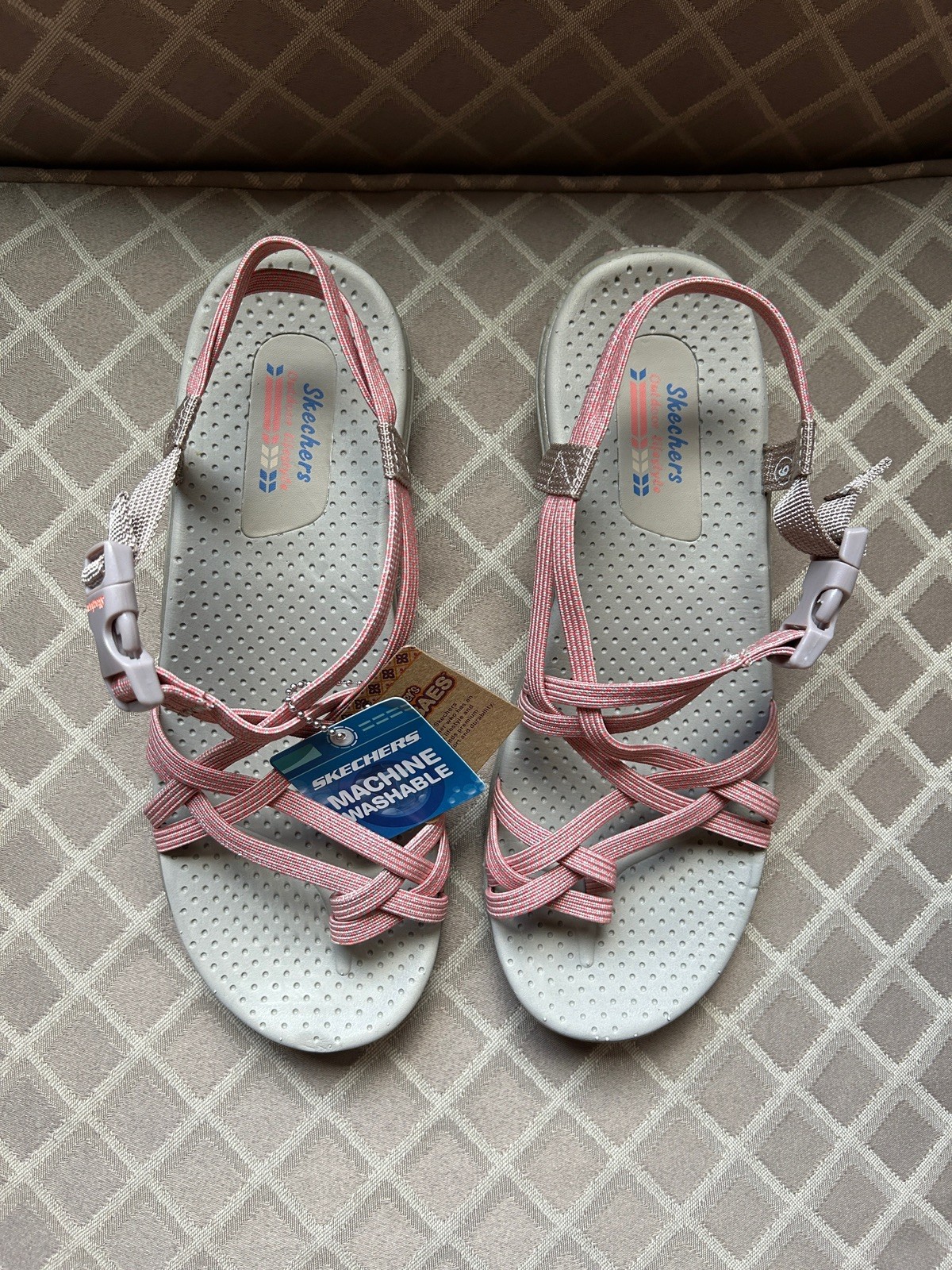 NWT Skechers Reggae Irie Mon Sz 9 Coral Taupe Pink Sport Strappy Hiking Sandal