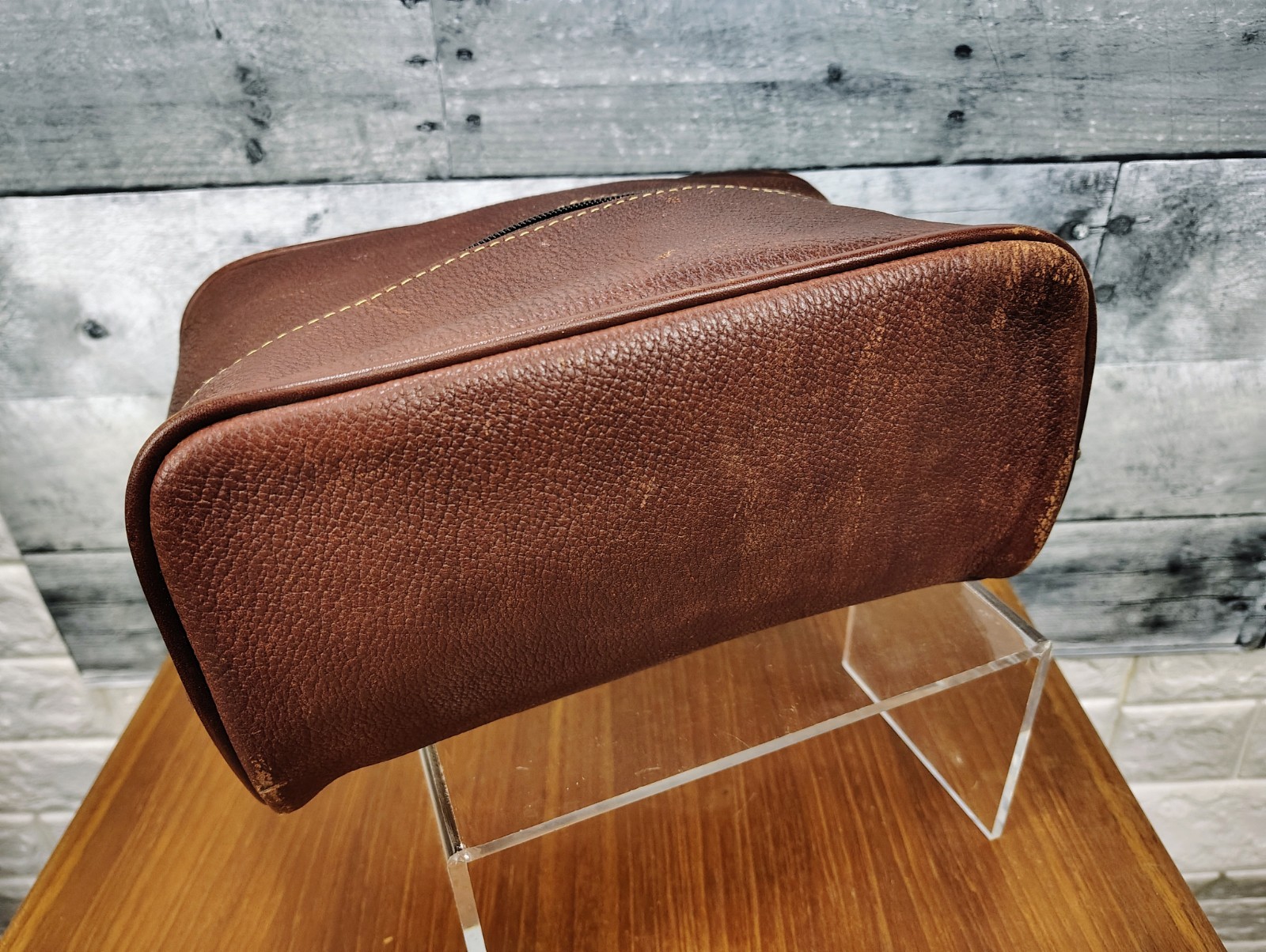 Orvis Bullhide Leather Dopp Kit Travel Toiletry Case