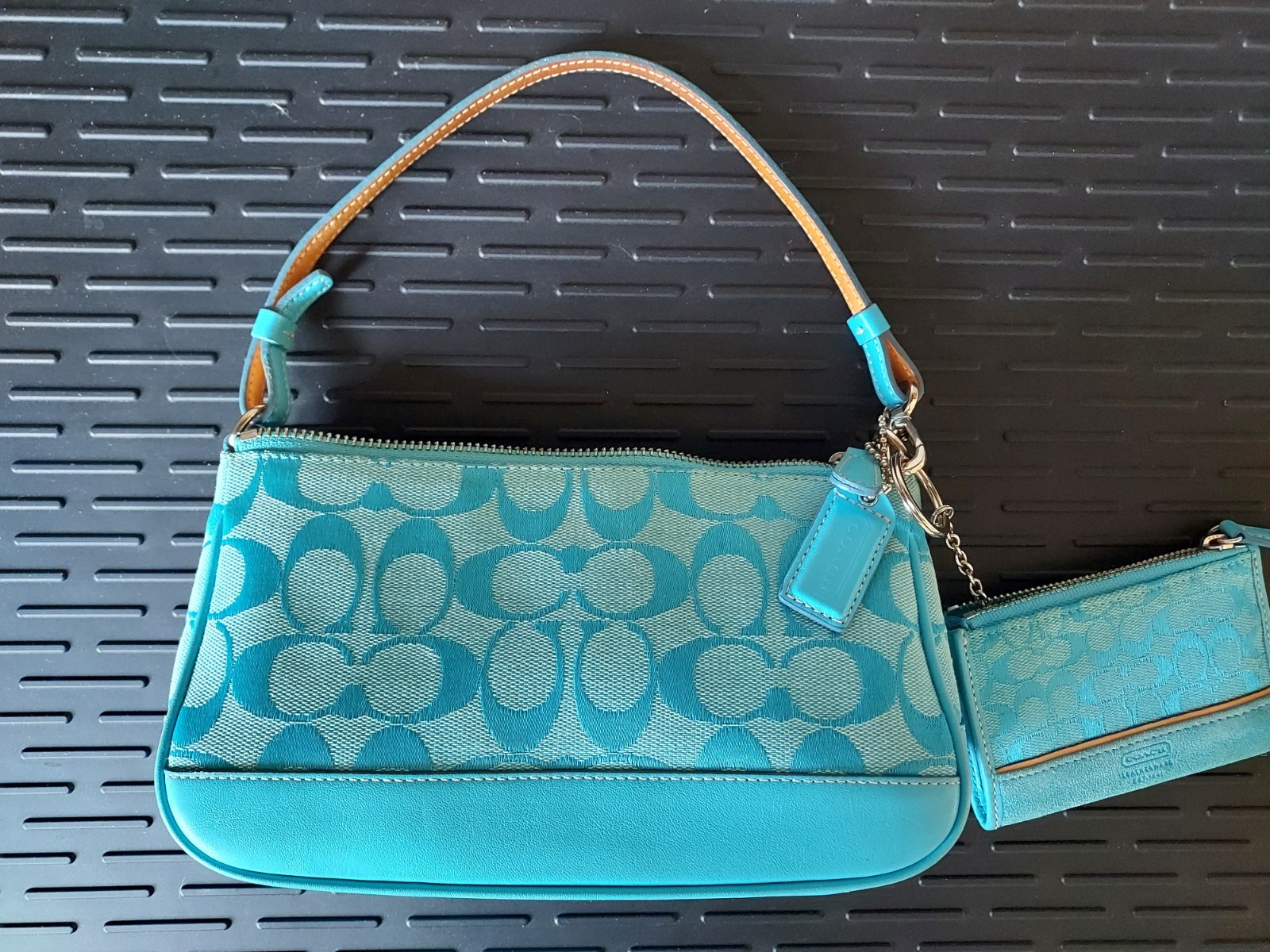 VTG Y2K Coach Signature Demi Shoulder Bag #6094 RARE color *Incl Coin Purse*
