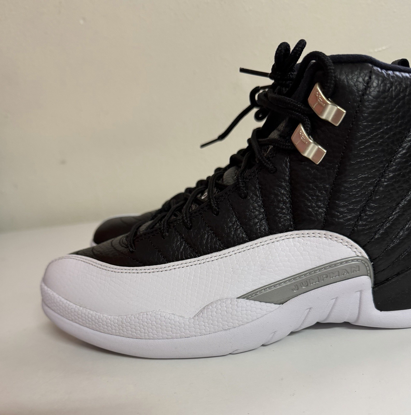 Nike Air Jordan 12 Retro Playoff 2022 Mens Sz 9 Black White CT8013-006 NEW!!!