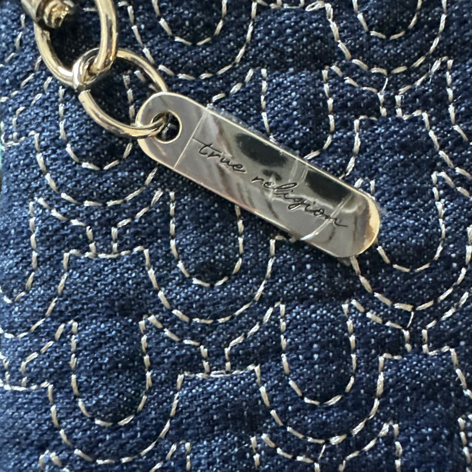 NWT True Religion Logo Horseshoe Stitched Dark Denim Wristlet Gold Hardware $48
