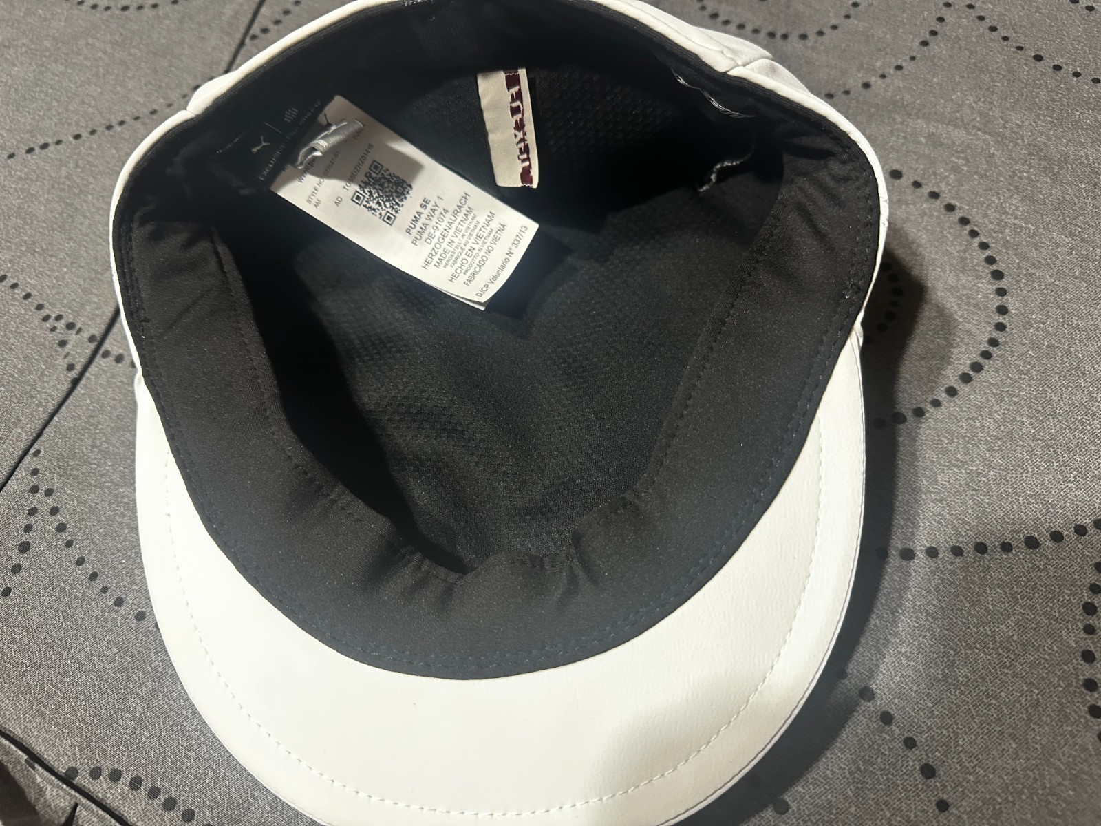 PUMA COBRA GOLF TOUR DRIVE FLEX FIT B. WHITE CAP PRO ATHLETE SIZE L/XL MEN $40