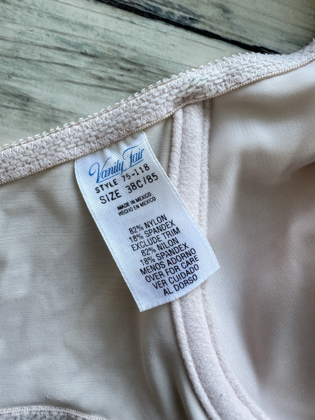 VANITY FAIR UNLINED UNDERWIRE TSHIRT BRA SZ 38C #75-118 BEIGE EUC