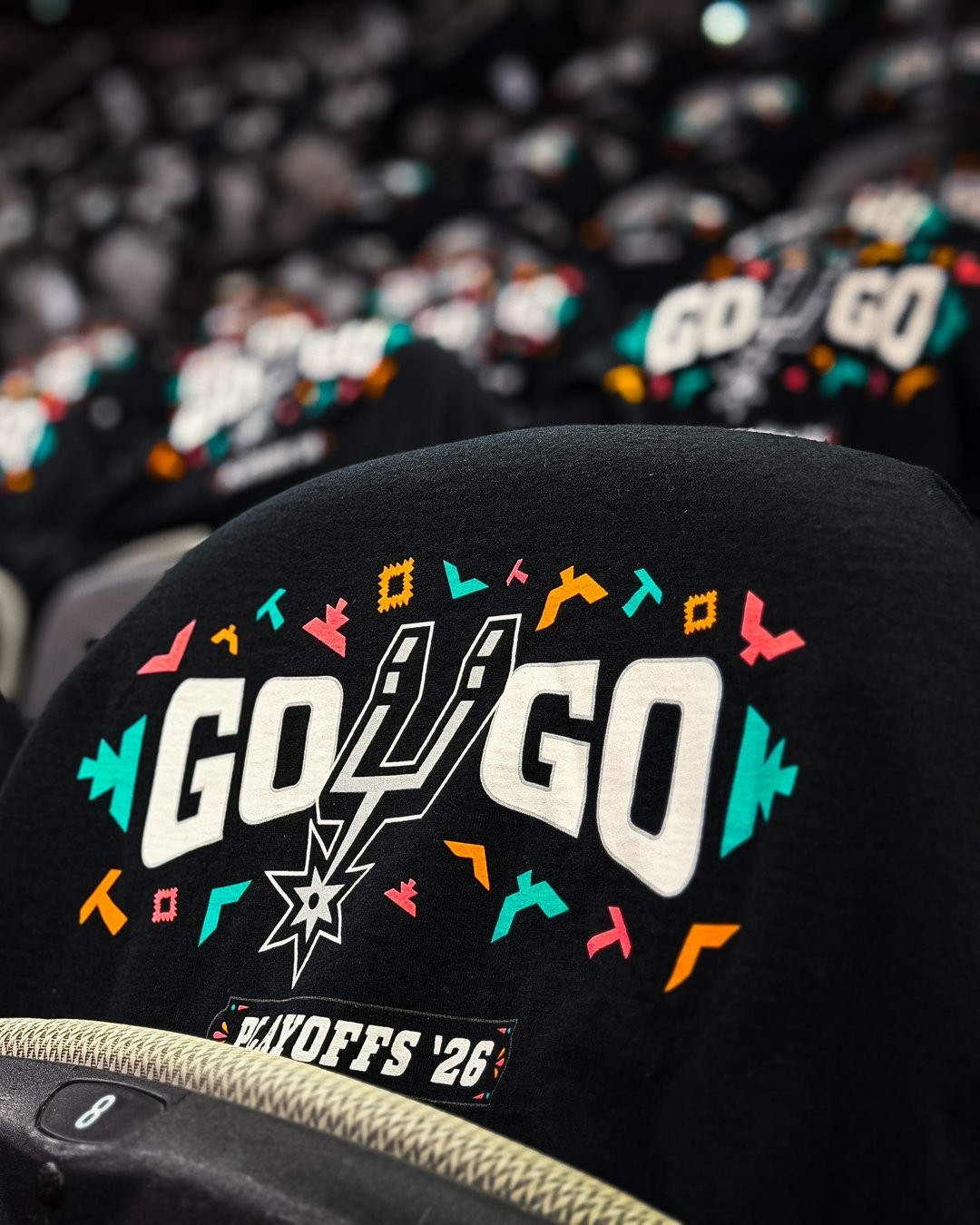 Spurs 2026 NBA Playoffs SGA 5/7/26 Giveaway Shirt XL Round 2 Game 2 Semifinals