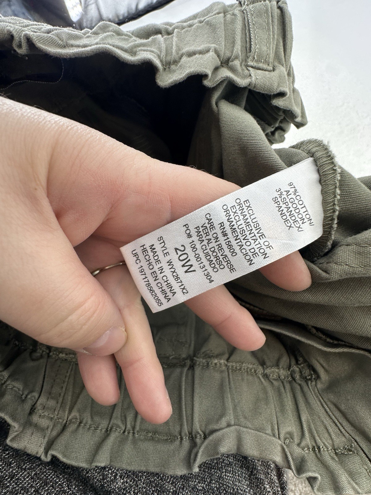 Democracy Plus Size 20W “Ab”solution Relaxed Straight Leg Pant 26” In 65-32