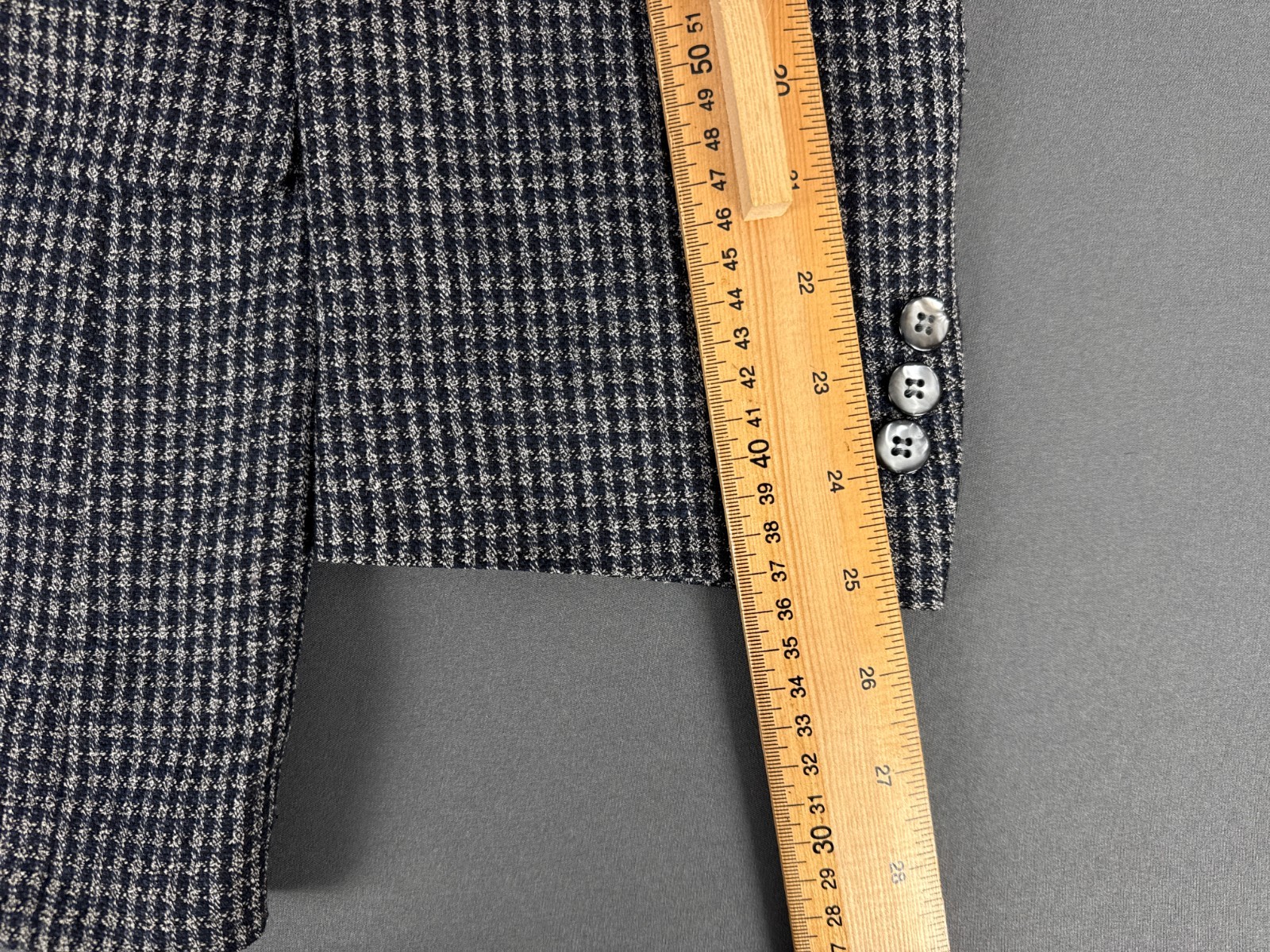 Versini 42R Silk Wool Blazer Grey Houndstooth Tailored Jacket 55% Silk 45% Wool
