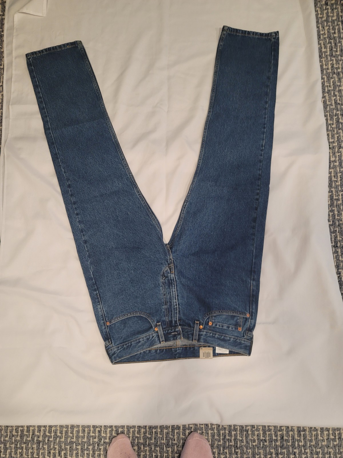 LEVI’S 505 Series Regular Fit Straight Leg Blue Denim – SIZE 34×32- Men pants