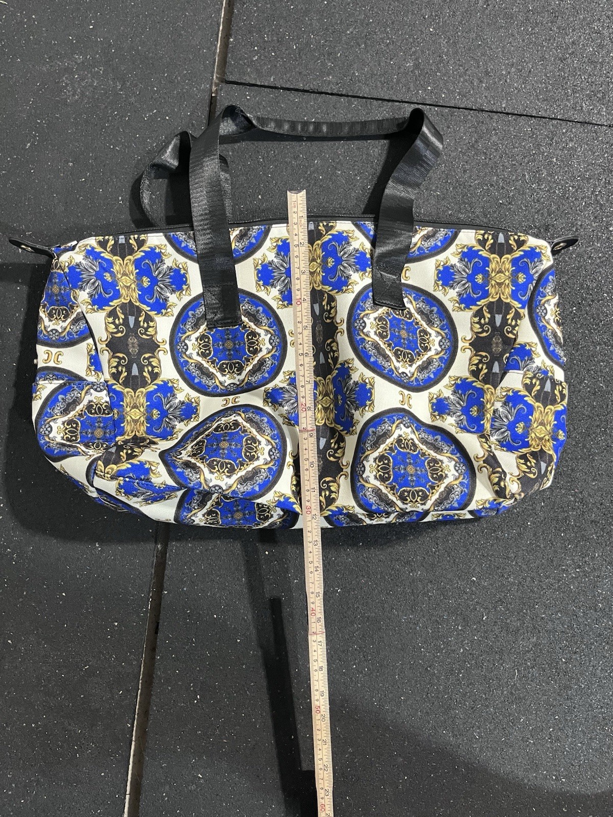 Alice + Olivia Large Multicolor Floral Tote Zip Top Double Handles Detach Strap