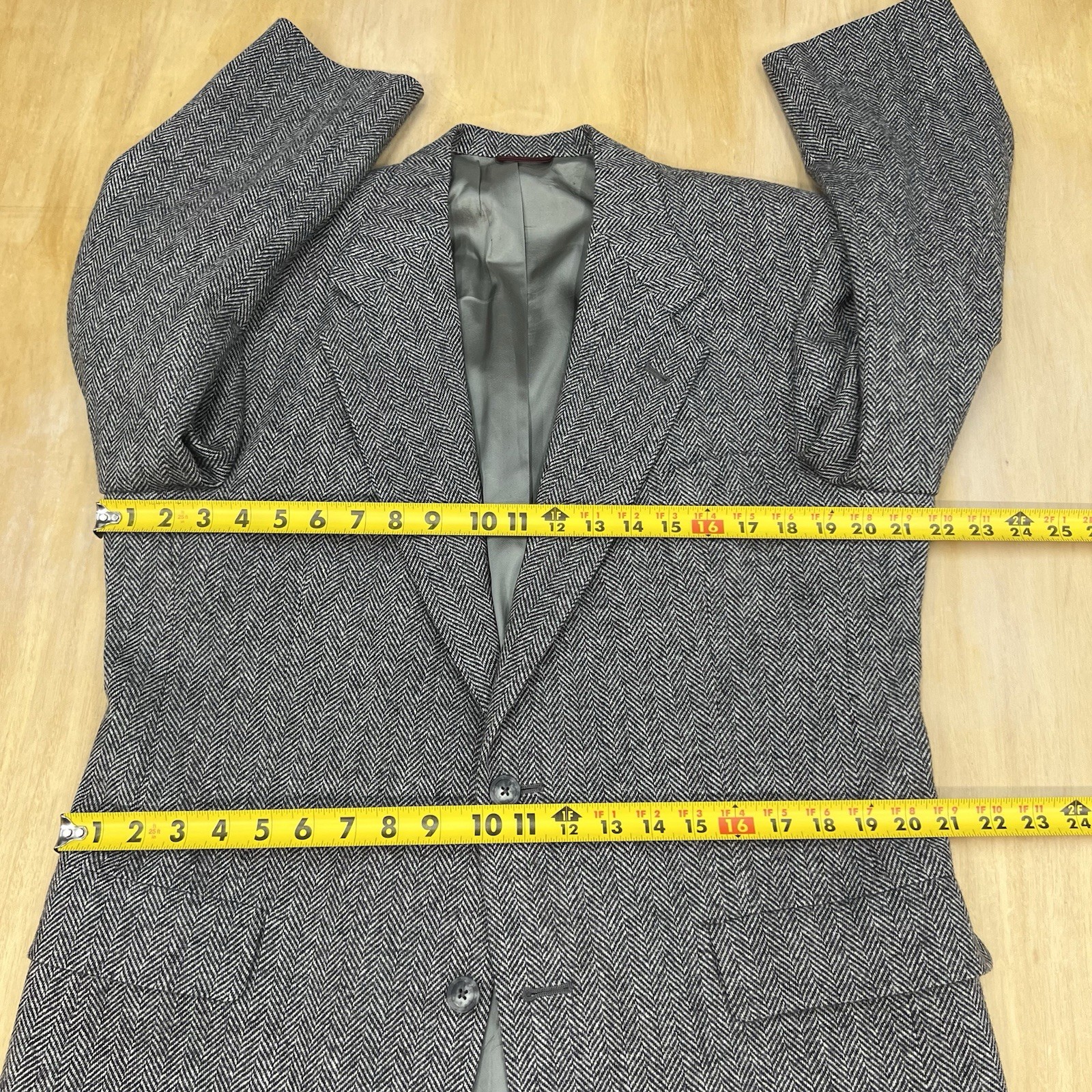 VTG Hart Schaffner Marx Tweed Blazer Sport Coat Mens 40R Wool Herringbone Gray