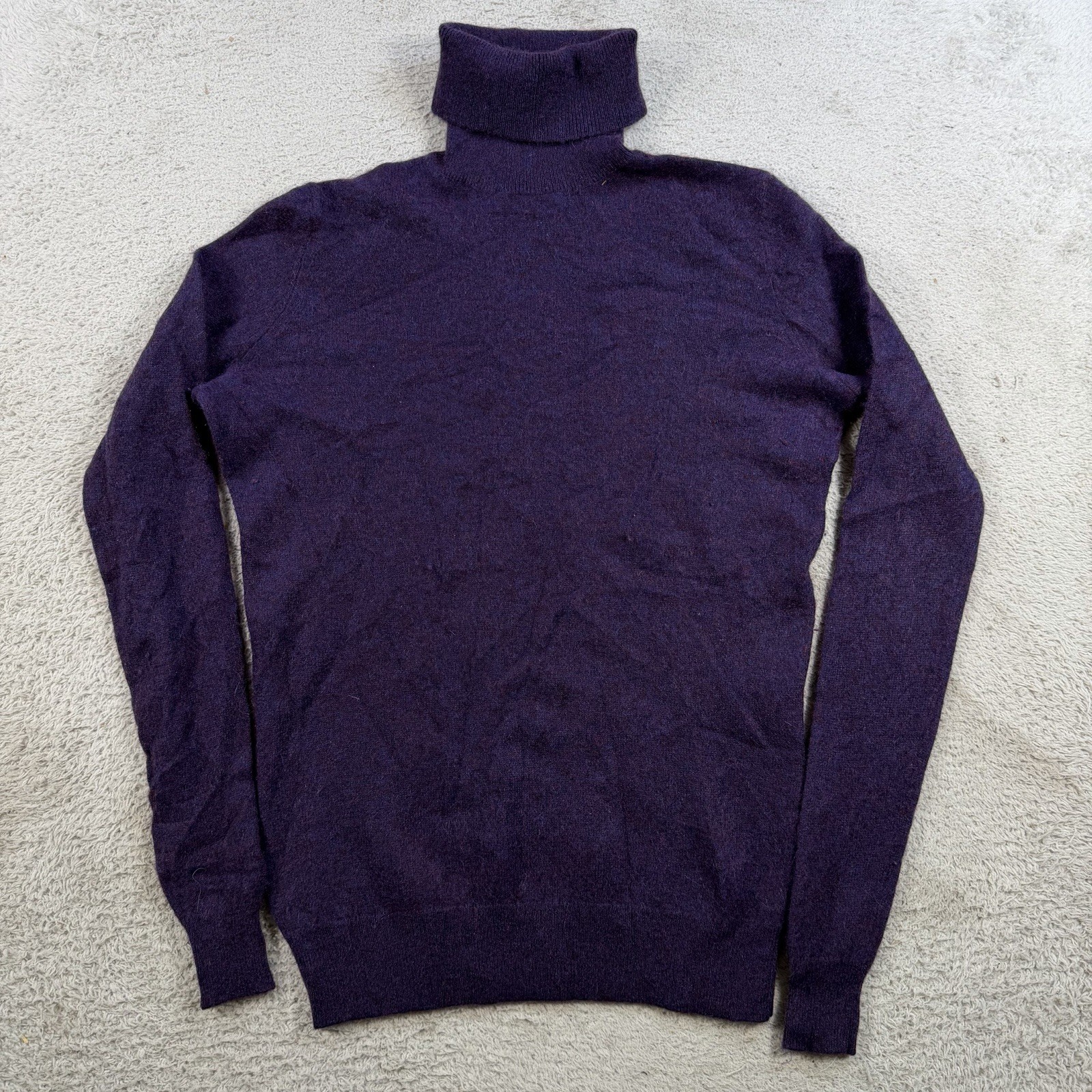C By Bloomingdales Sweater Womens XS Purple 100% Cashmere 2 Ply Turtleneck Soft