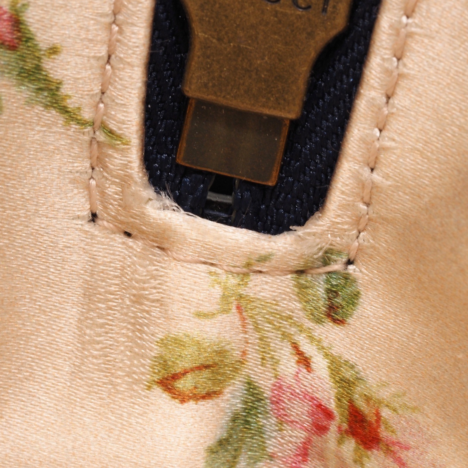 【Gucci】GG Marmont Denim Flower Embroidery 476165/520981 Rank A【Pouch】