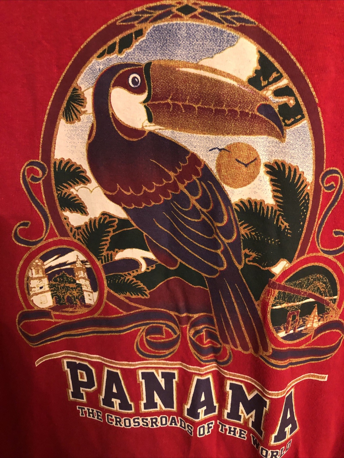 VTG Style Gildan Panama ‘The Crossroads Of The World’ Red Tee. Mens Large Cotton