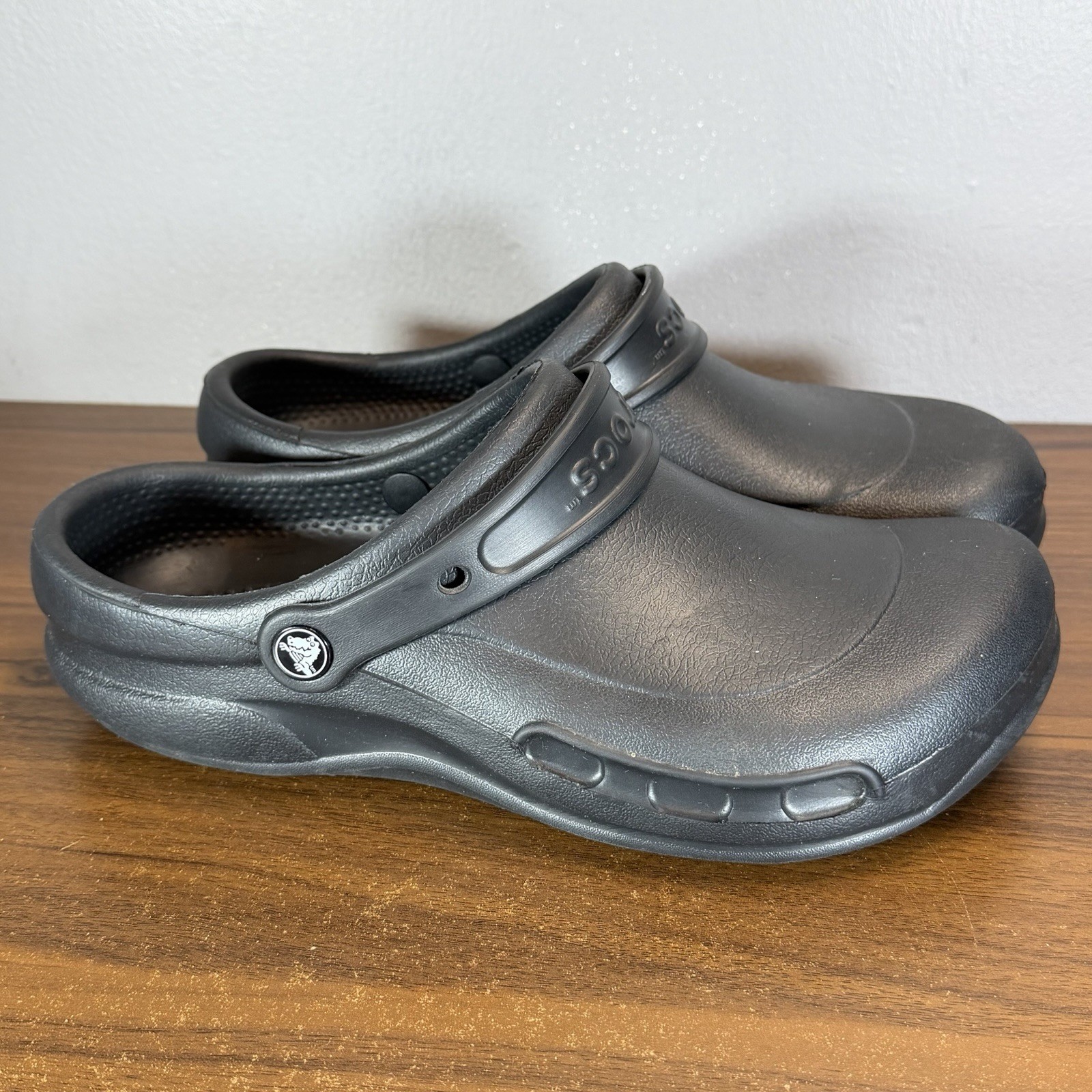 Crocs At Work Shoes Mens 9 Bistro Clogs Black Slip Resistant Comfort Casual