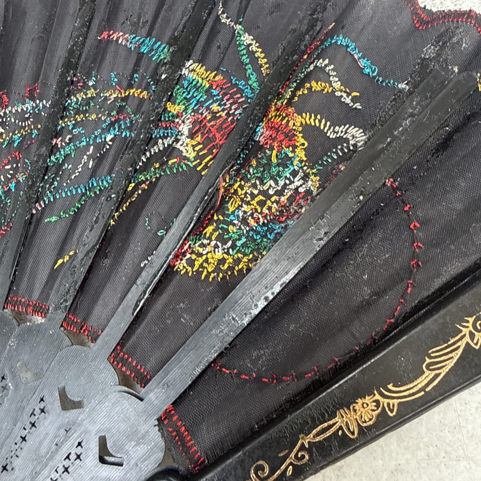 Victorian Style Multicolor Floral Hand Fan Black Lace Trim Fabric Plastic