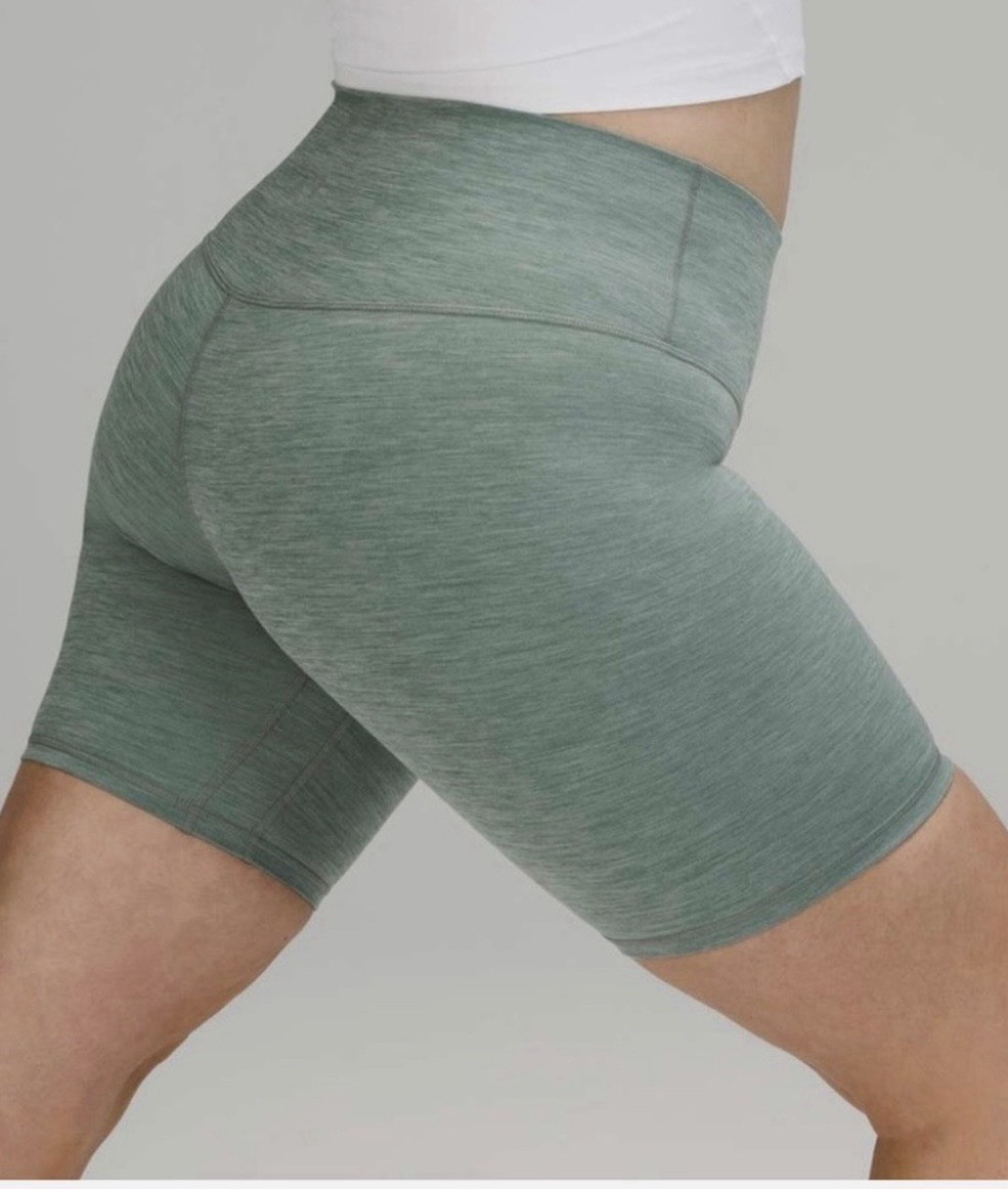 LULULEMON Align High Rise 8″ Shorts Heathered Tidewater – Sage Green Size 4