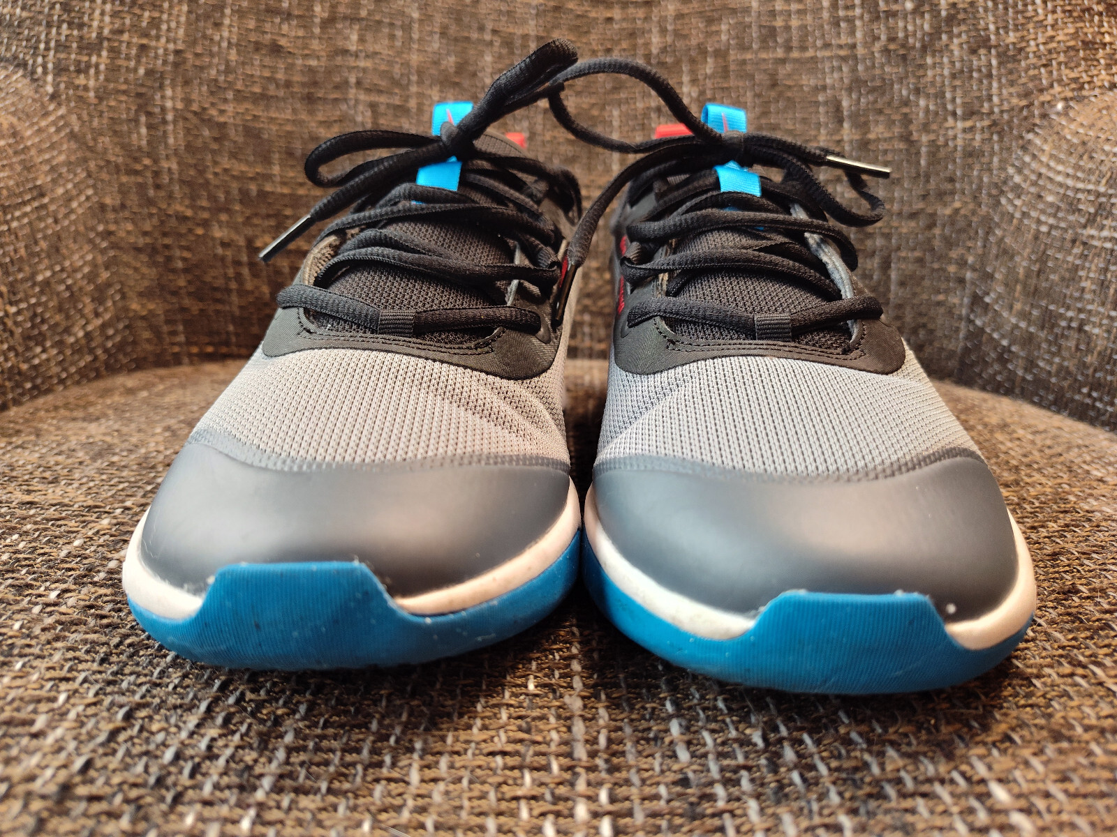 Nike Omni Multi-Court Low Cool Gray Blue Lightning Size 7Y – DM9027-006