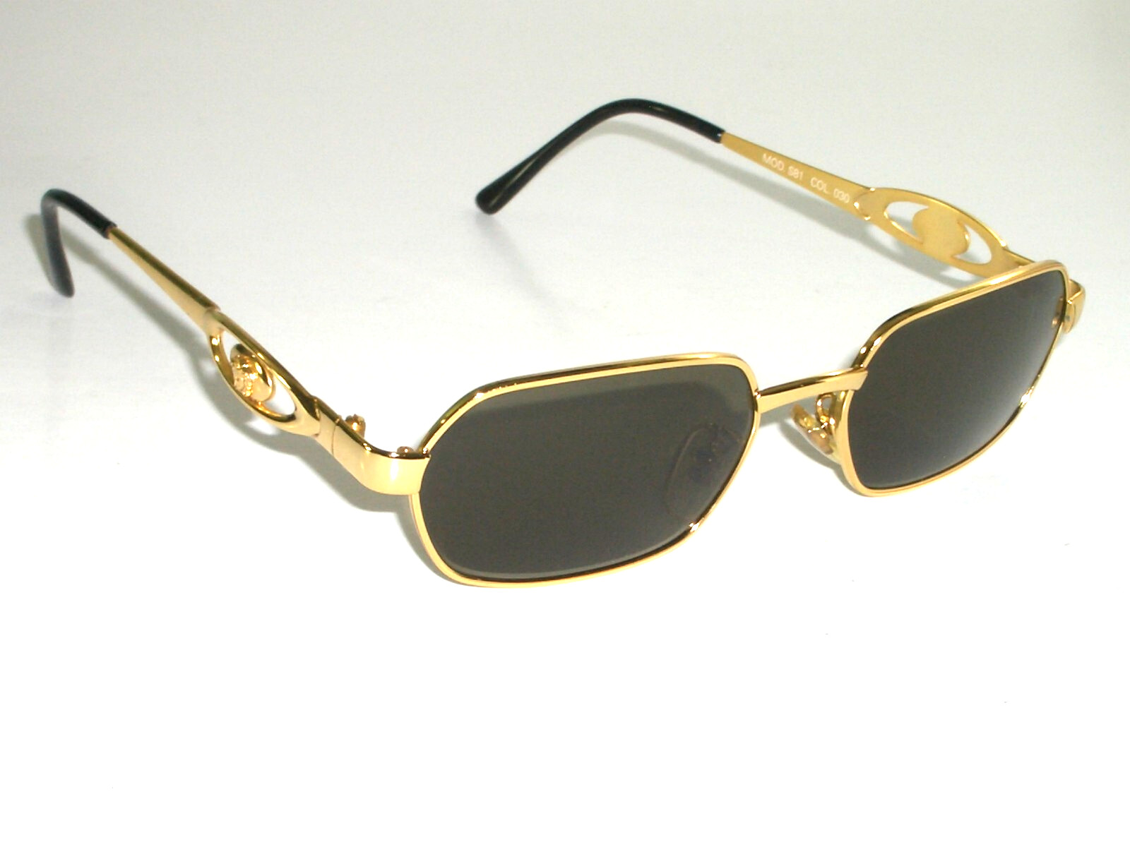 GIANNI VERSACE MOD. S81 COL.030 SLEEK GOLD RECTANGULAR OLIVE SUNGLASSES NEW