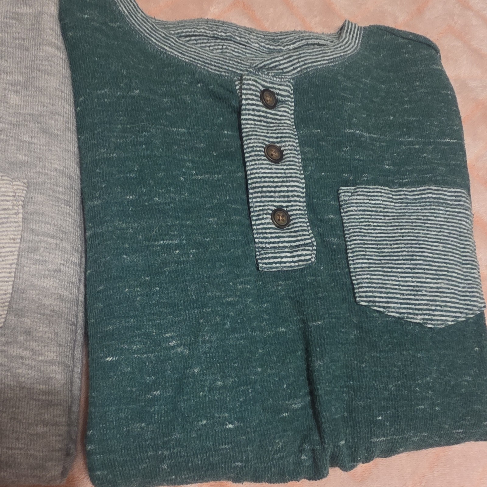 Cat & Jack Boys 2-Pack Long Sleeve Henley Pocket T-Shirt Gray/Green M 8/10