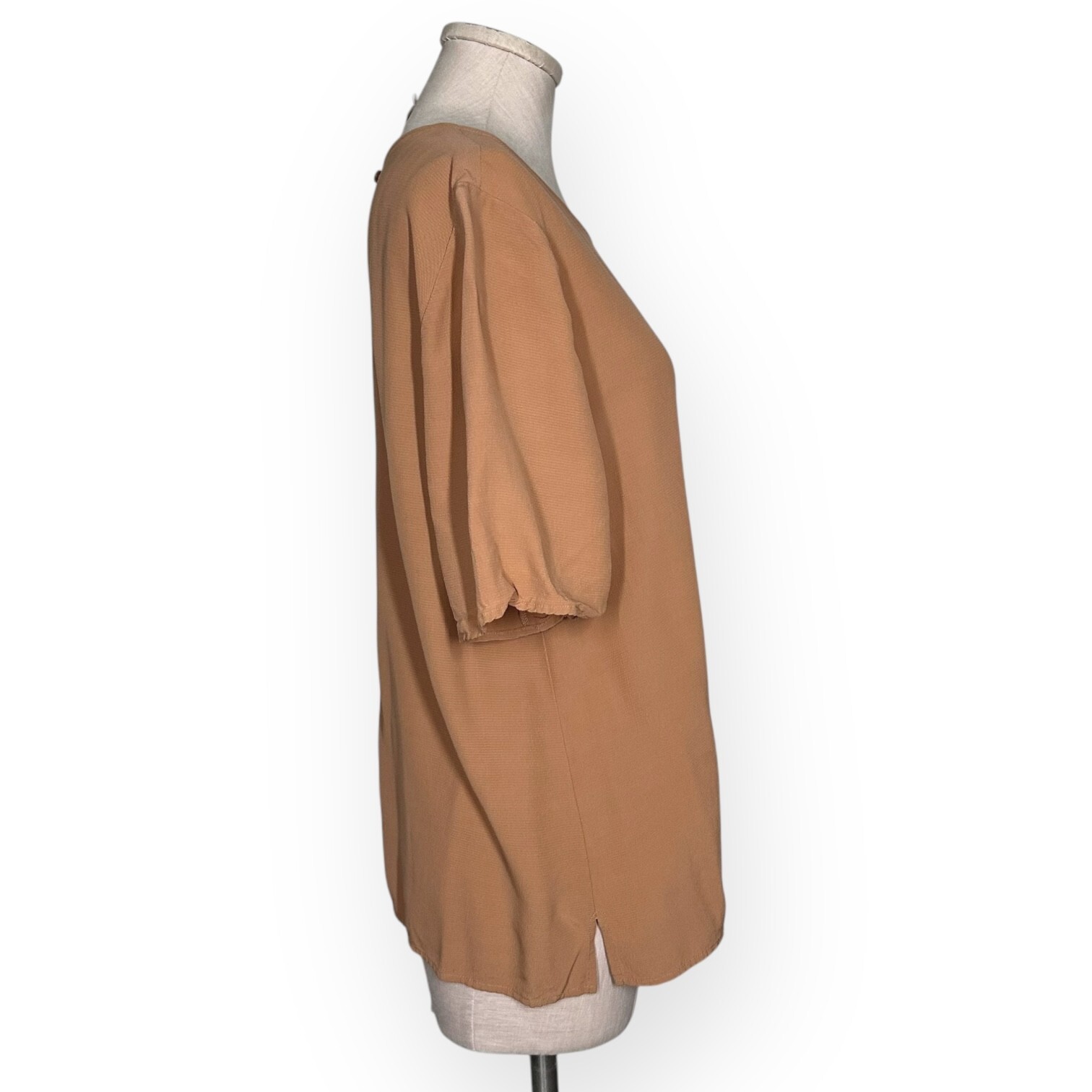 EILEEN FISHER Camel Brown Blouse Viscose Keyhole T Shirt Relaxed Classic Cozy M