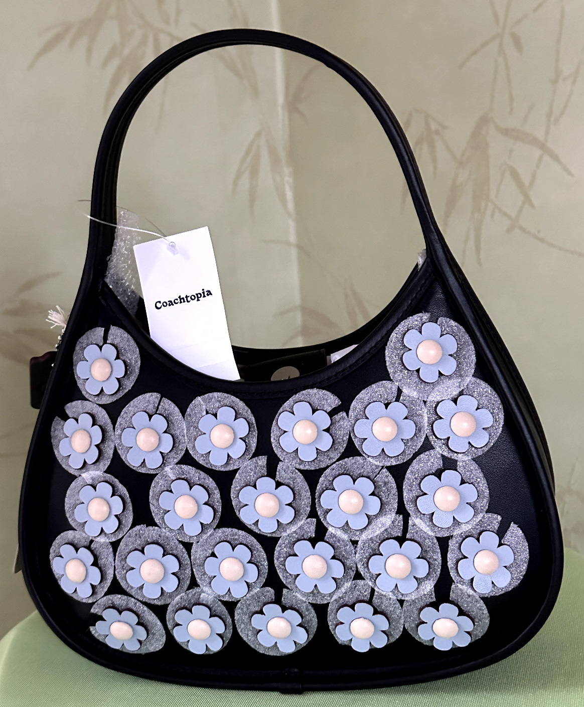COACH COACHTOPIA ERGO BAG w/MINI FLOWER APPLIQUE:NWT BLACK/ICE BLUE CR438