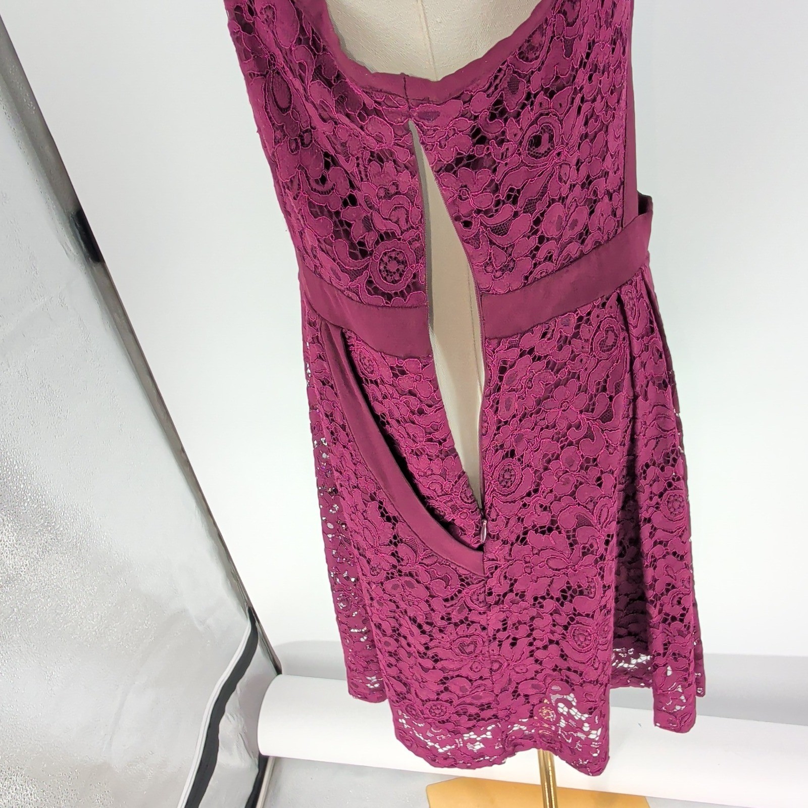Free People M Burgundy Lace Mini Dress Plunge V Neck Open Back Boho