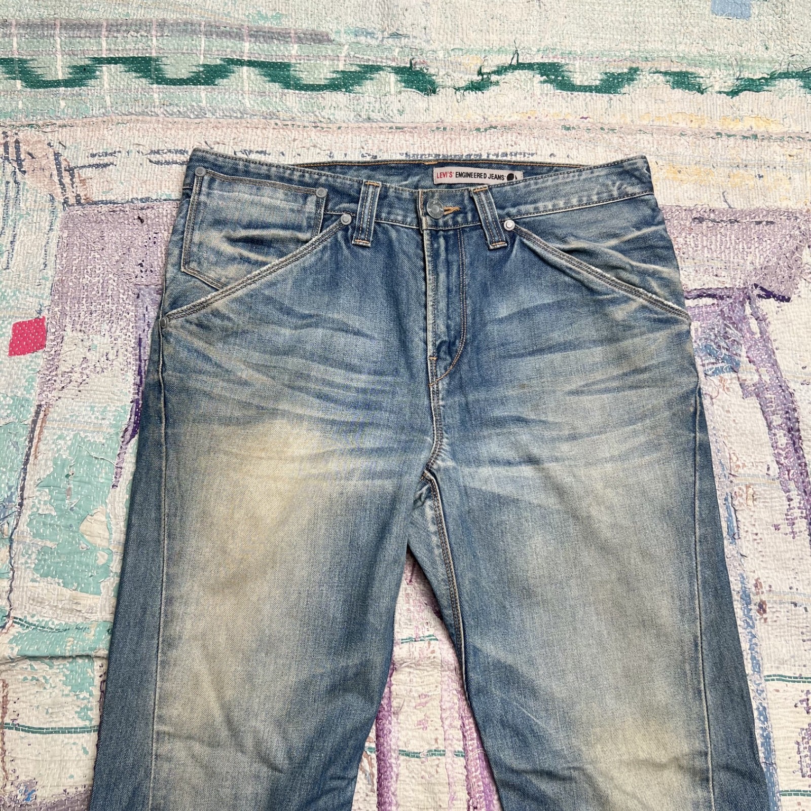 Vintage Levi’s Engineered Twisted Denim Jeans fits 34×32