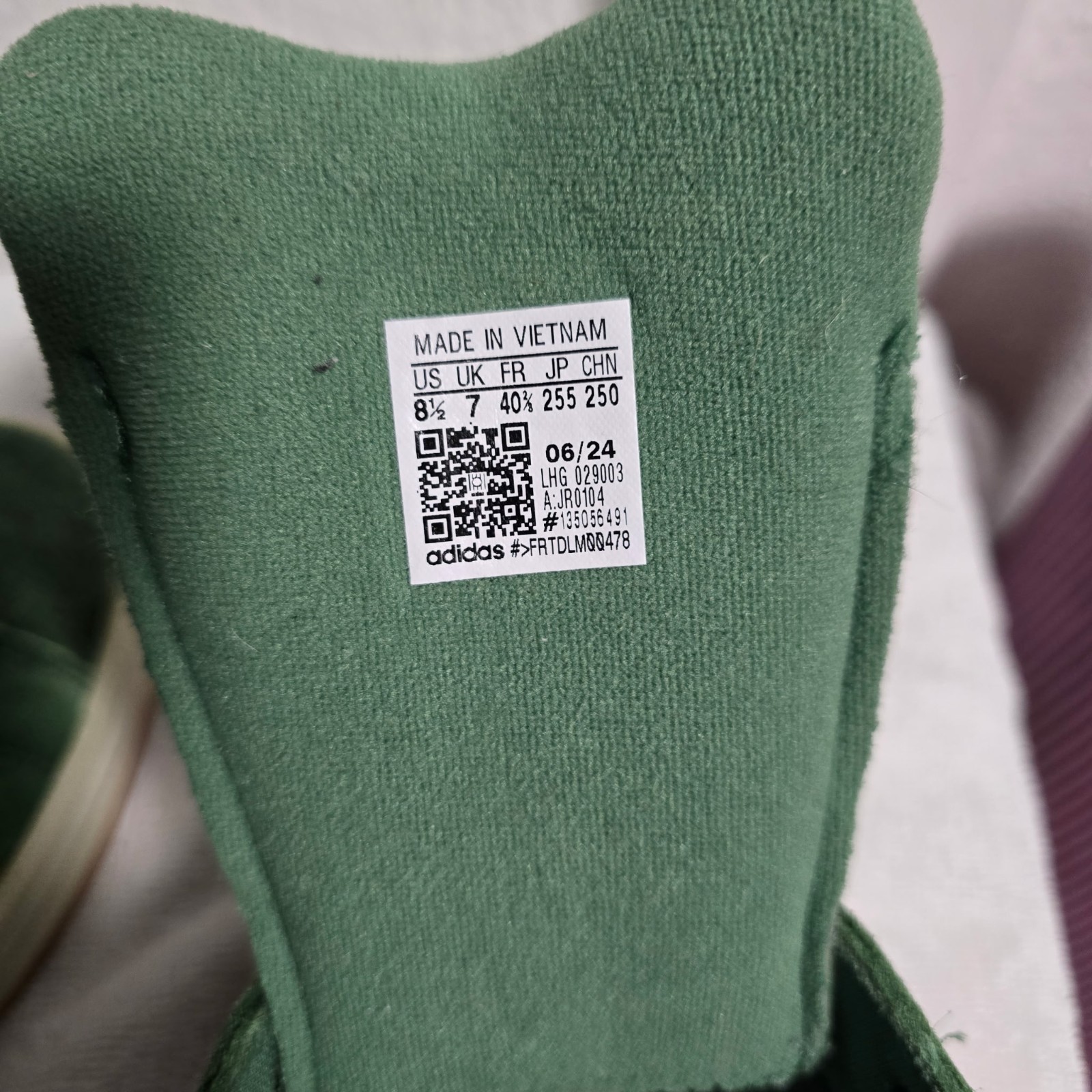 Adidas Campus 00s Preloved Green Womens 8.5 JR0104 LK-N