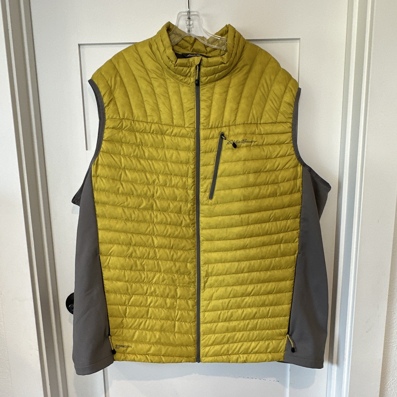 Eddie Bauer Men’s T3XL Down Puffer Vest Full Zip Pockets Chartreuse/Gray.