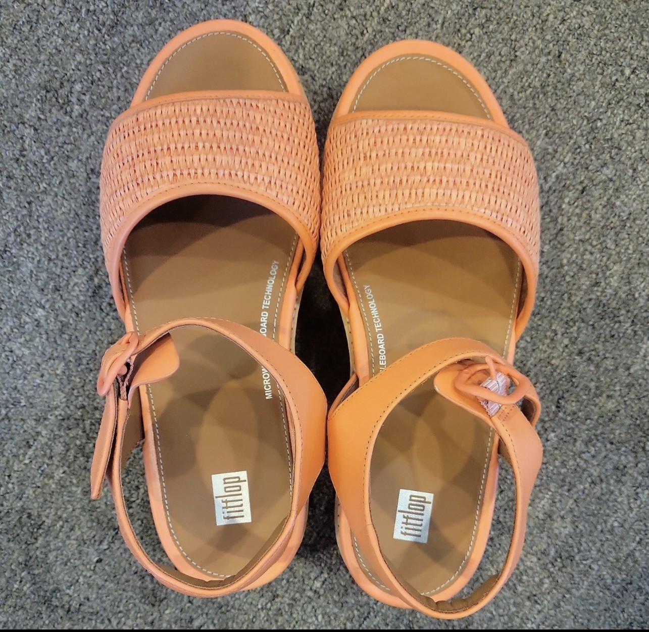 FITFLOP NIB ELOISE LEATHER & RAFFIA WOVEN BACK STRAP WEDGE SANDALS CORAL 8