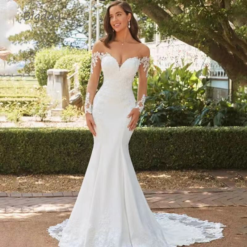 Long Sleeve Lace Mermaid Wedding Dresses Deep V Beach Bridal Gown Chapel Train