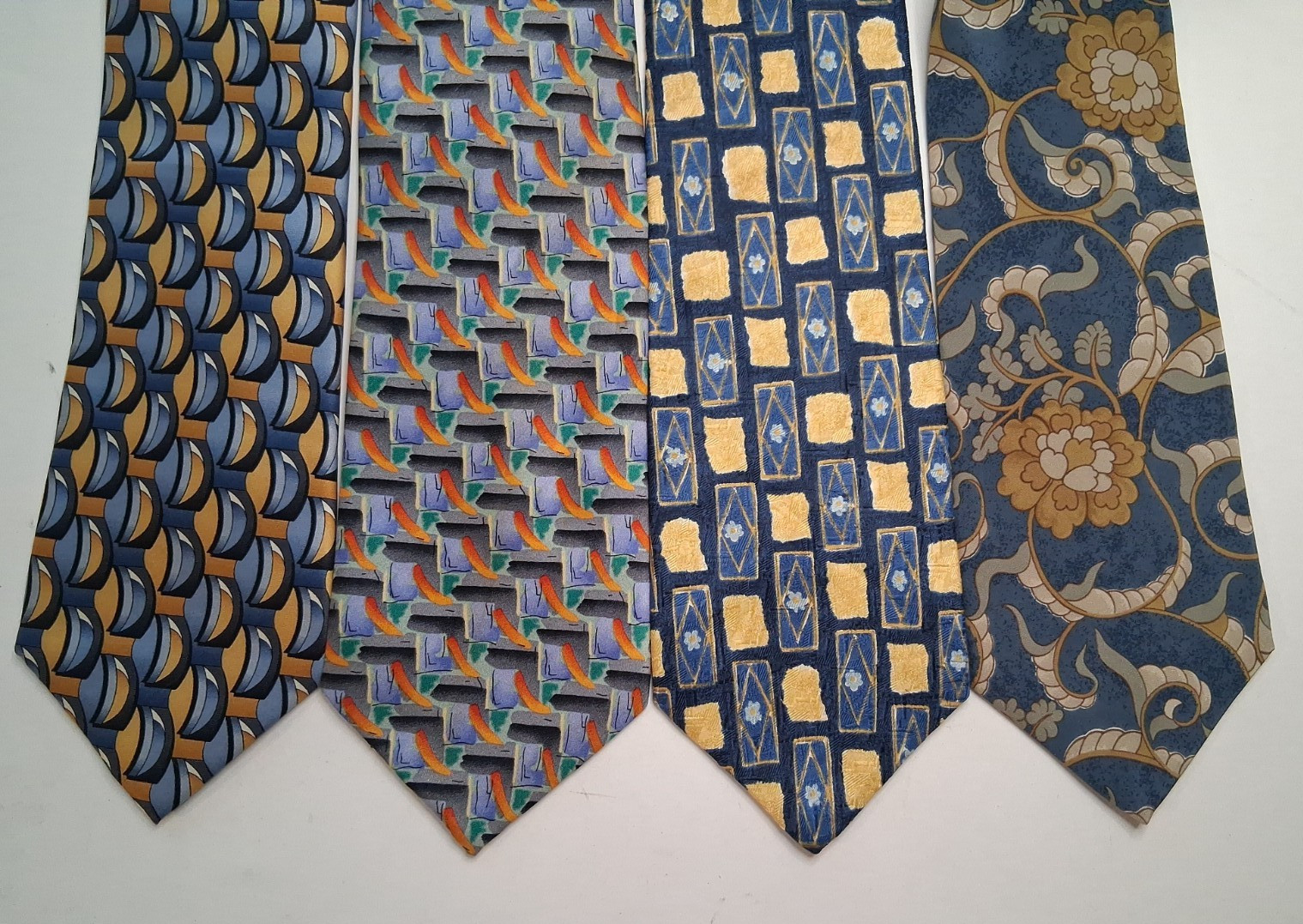 Lot of 4 Blue Gold Taupe Neckties Name Brands Assorted Sizes Patterns & Fabric
