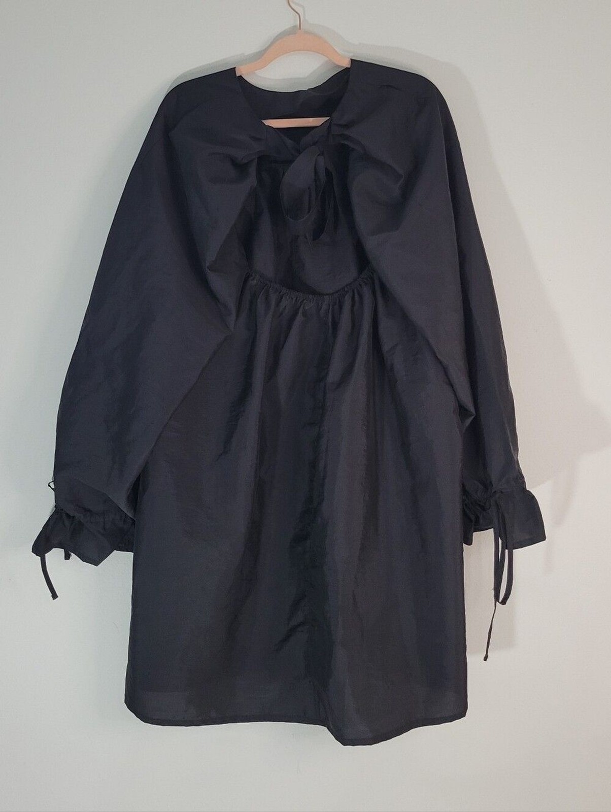 ASOS WOMEN Black Long Sleeve Tie-Detail Dress SIZE 18.