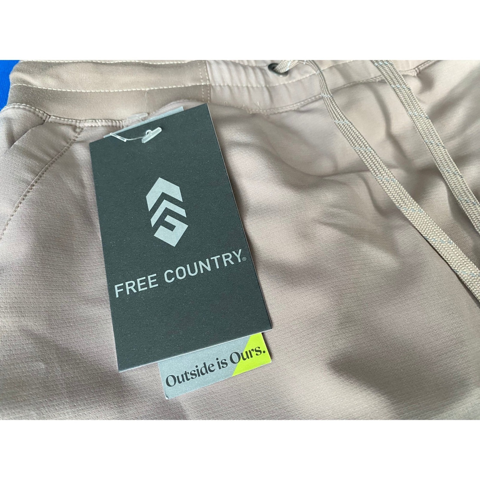 Free Country Explore Trail to Town Skort Tan Size Small NWT Activewear Hiking