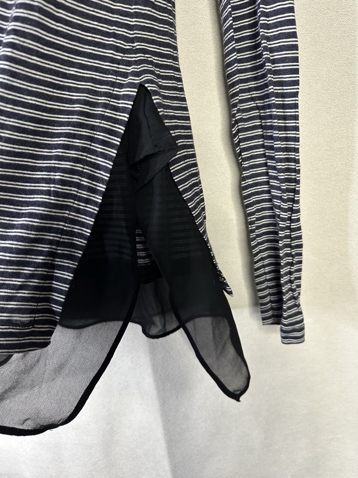 NWT AllSaints Miro Long Sleeve Ink/Chalk Stripe Tee MSRP $105 Viscose Wool Sz 0